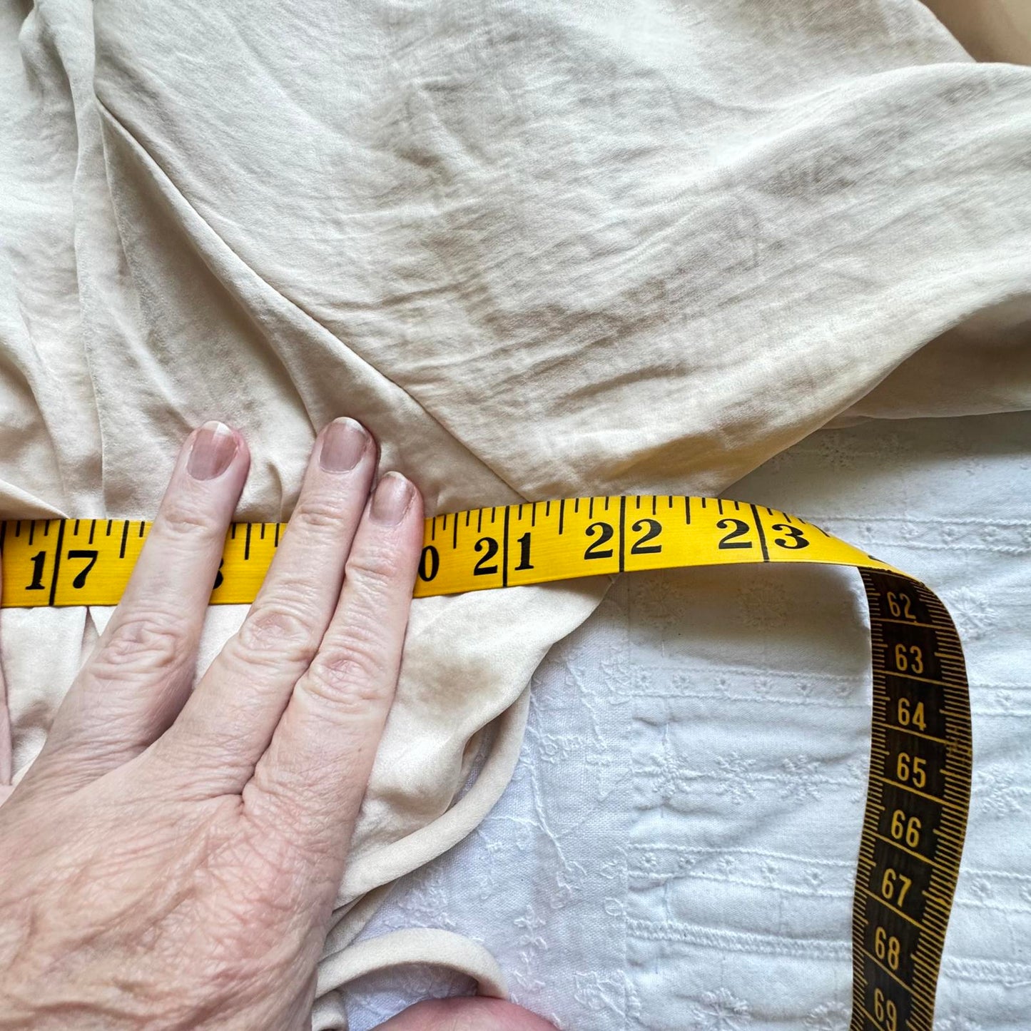 Stylish T.E. by Tracy Evans Cream Blouse - Size L Breezy Summer Fit NWOT