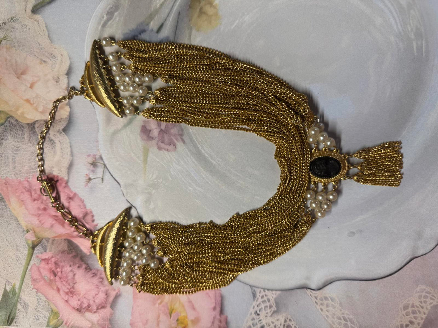 Vintage Cameo Elegant Multi-Layer Gold Tone Chain Necklace with Faux Pearls