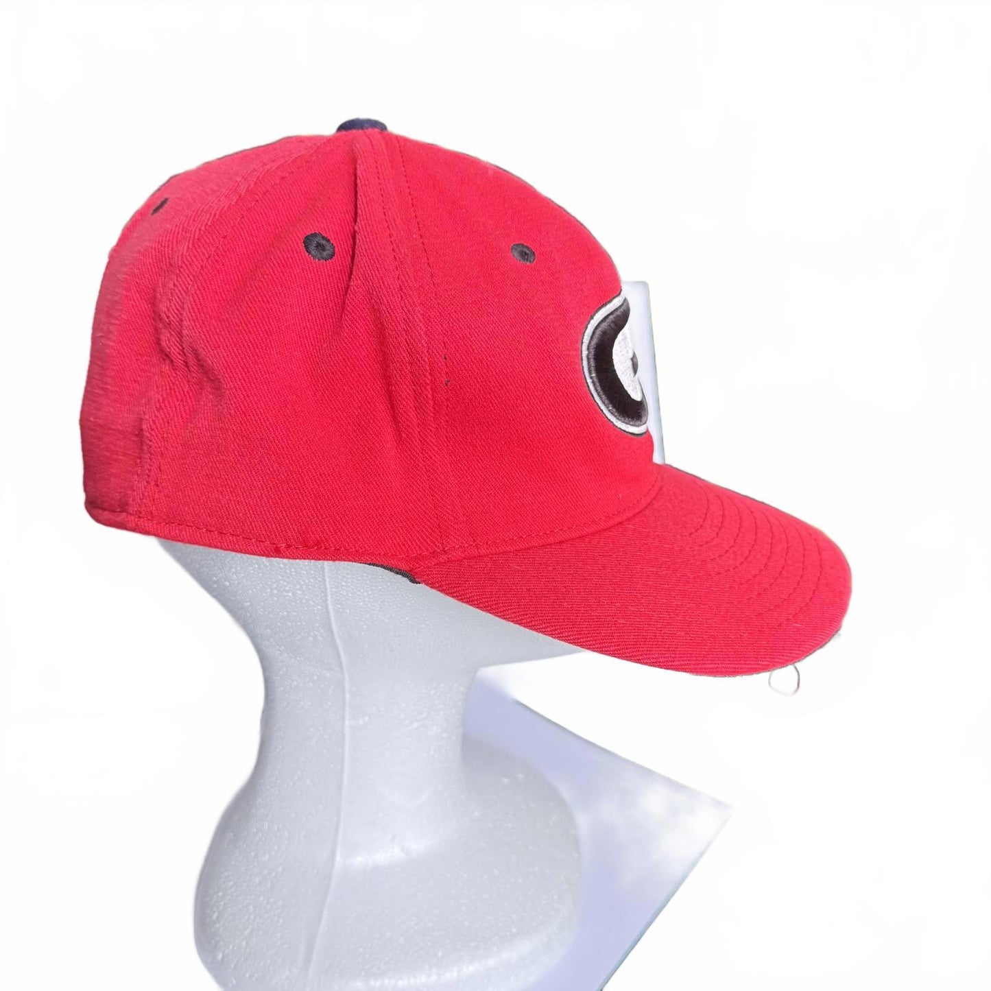 Georgia Bulldogs NCAA Red Cap – Embroidered UGA Logo – Adjustable Fan Hat