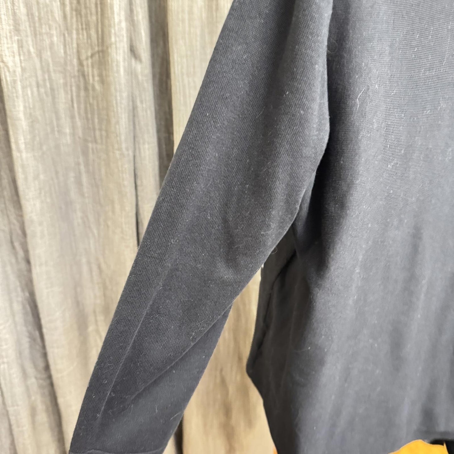 Anne Klein Stylish Black Lion Graphic Sweater/Shaw