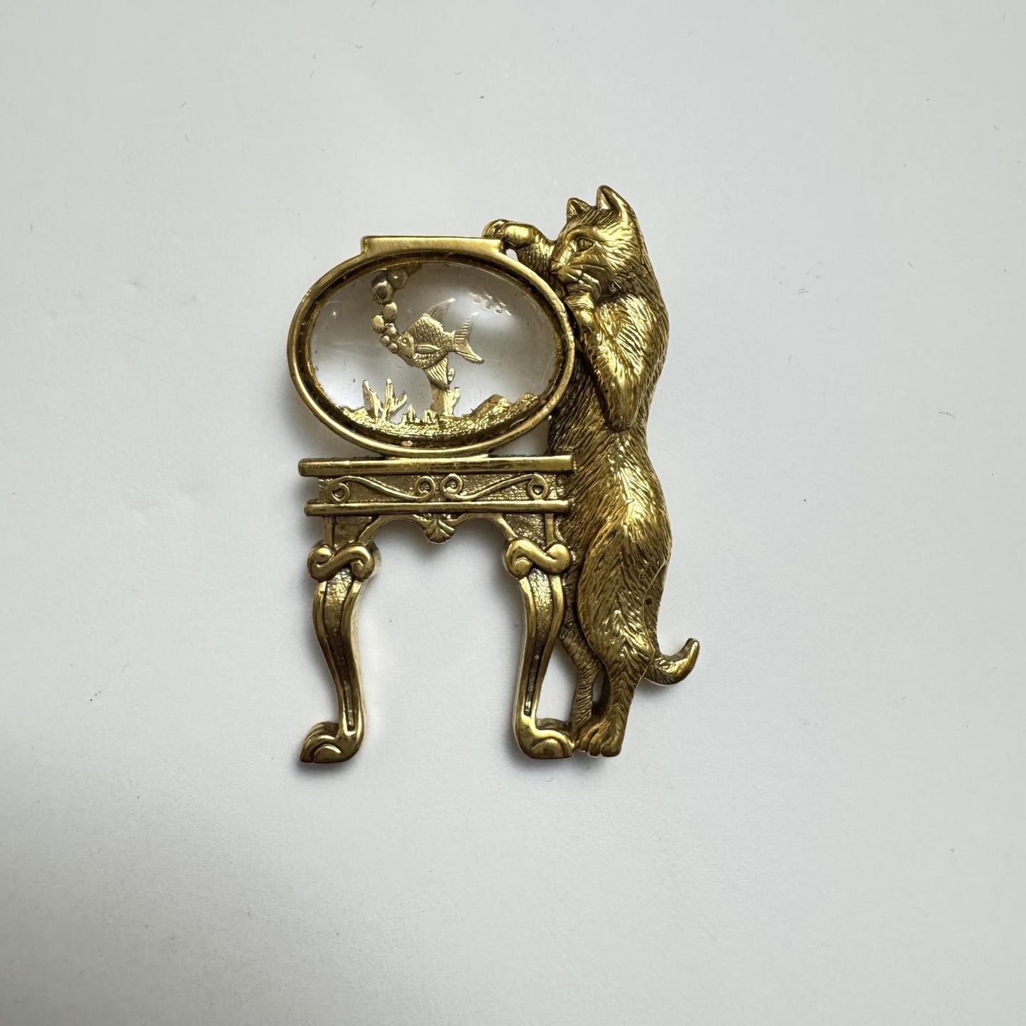 Whimsical Vintage Gold Cat & Fish Brooch – Kitsch Animal Lover Jewelry