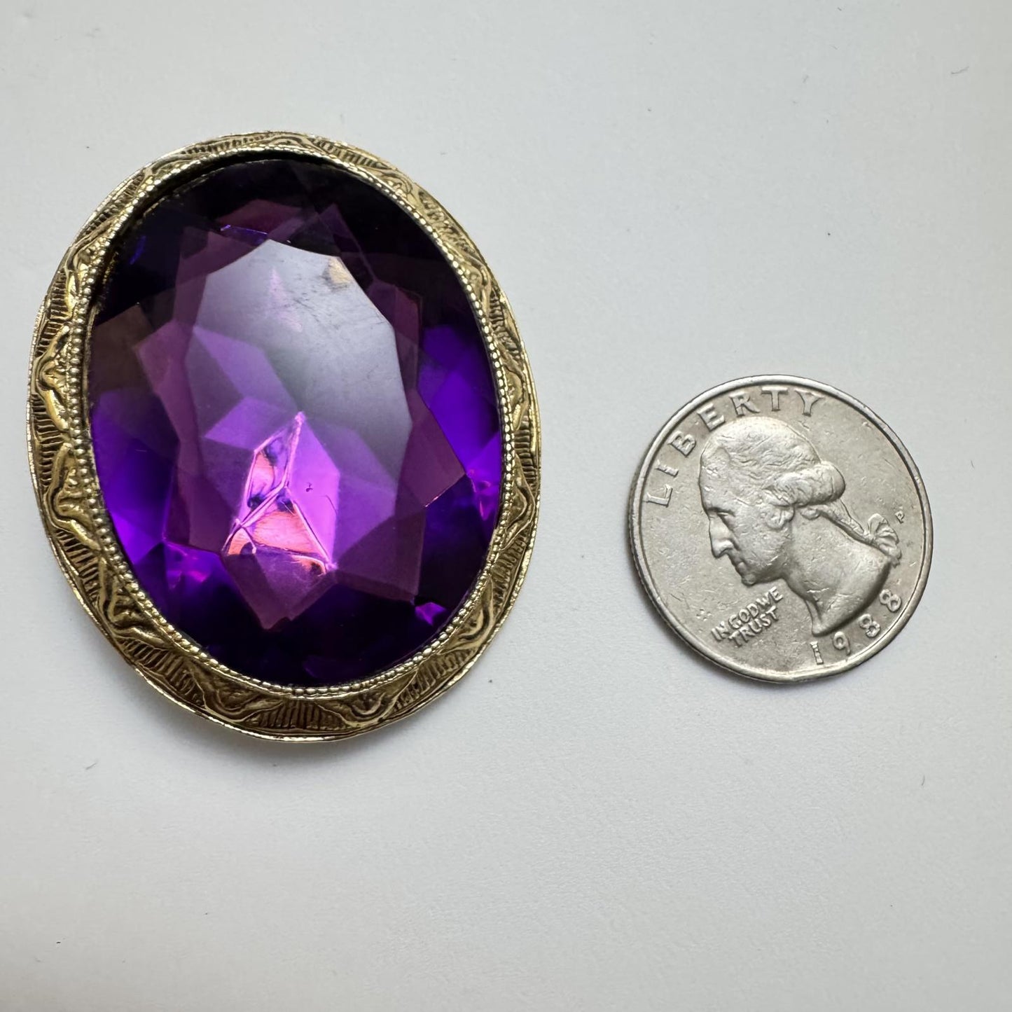 Vintage Purple Gemstone Brooch – Regal Victorian-Inspired Jewelry
