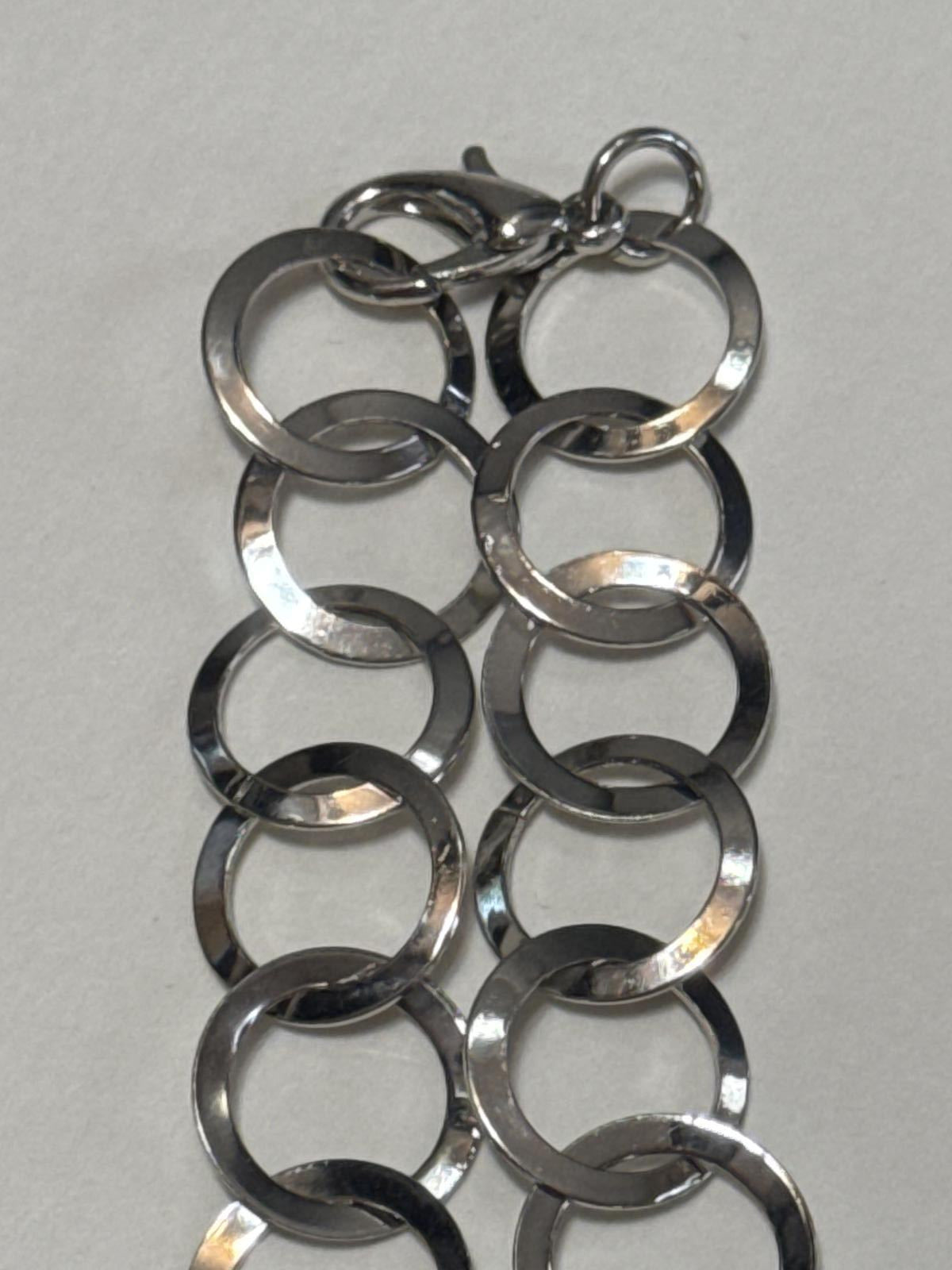 Elegant Linked Silver Tone Necklace Chunky Style