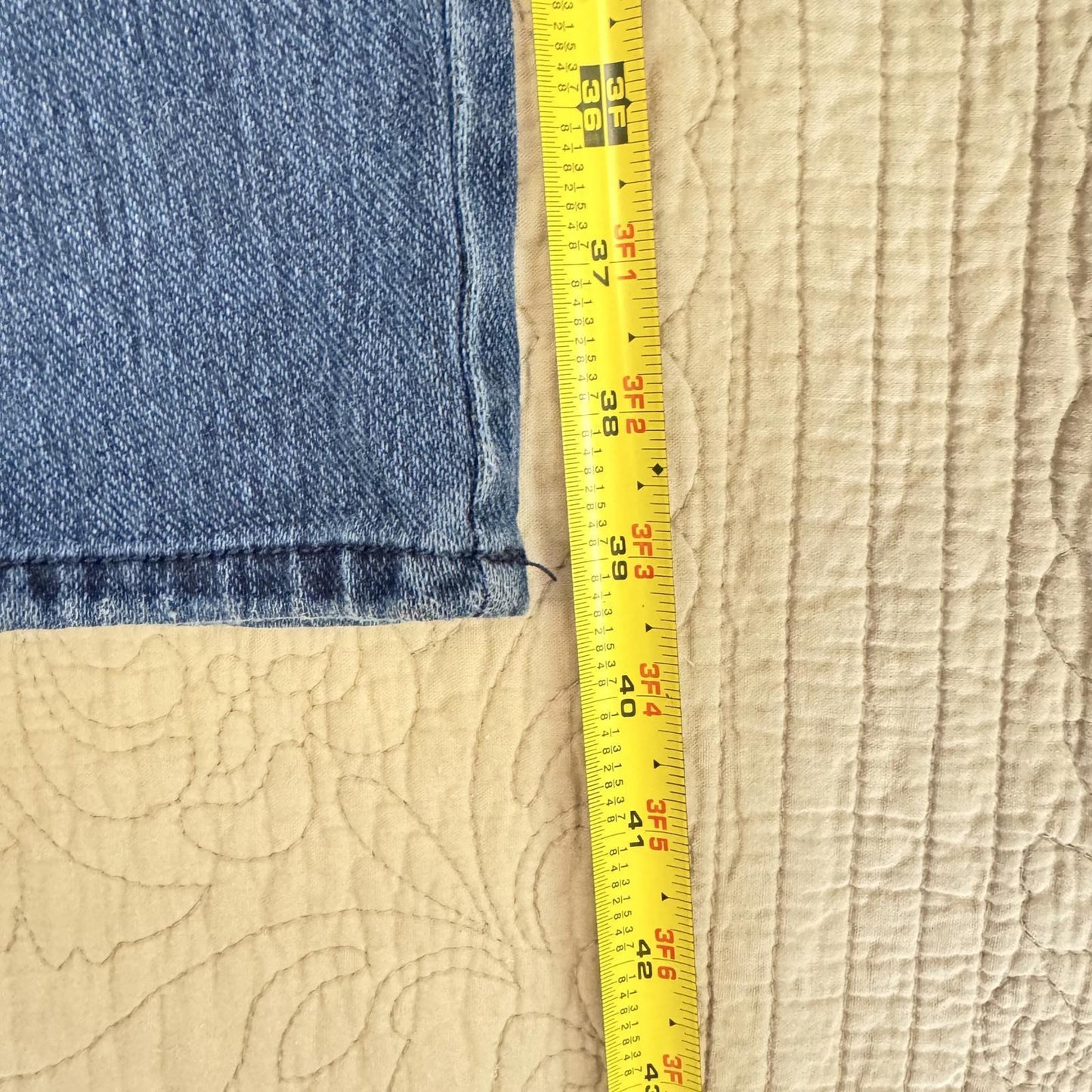 Bandolino Women's Slim Fit Jeans - Size 16, Stylish and Comfortable