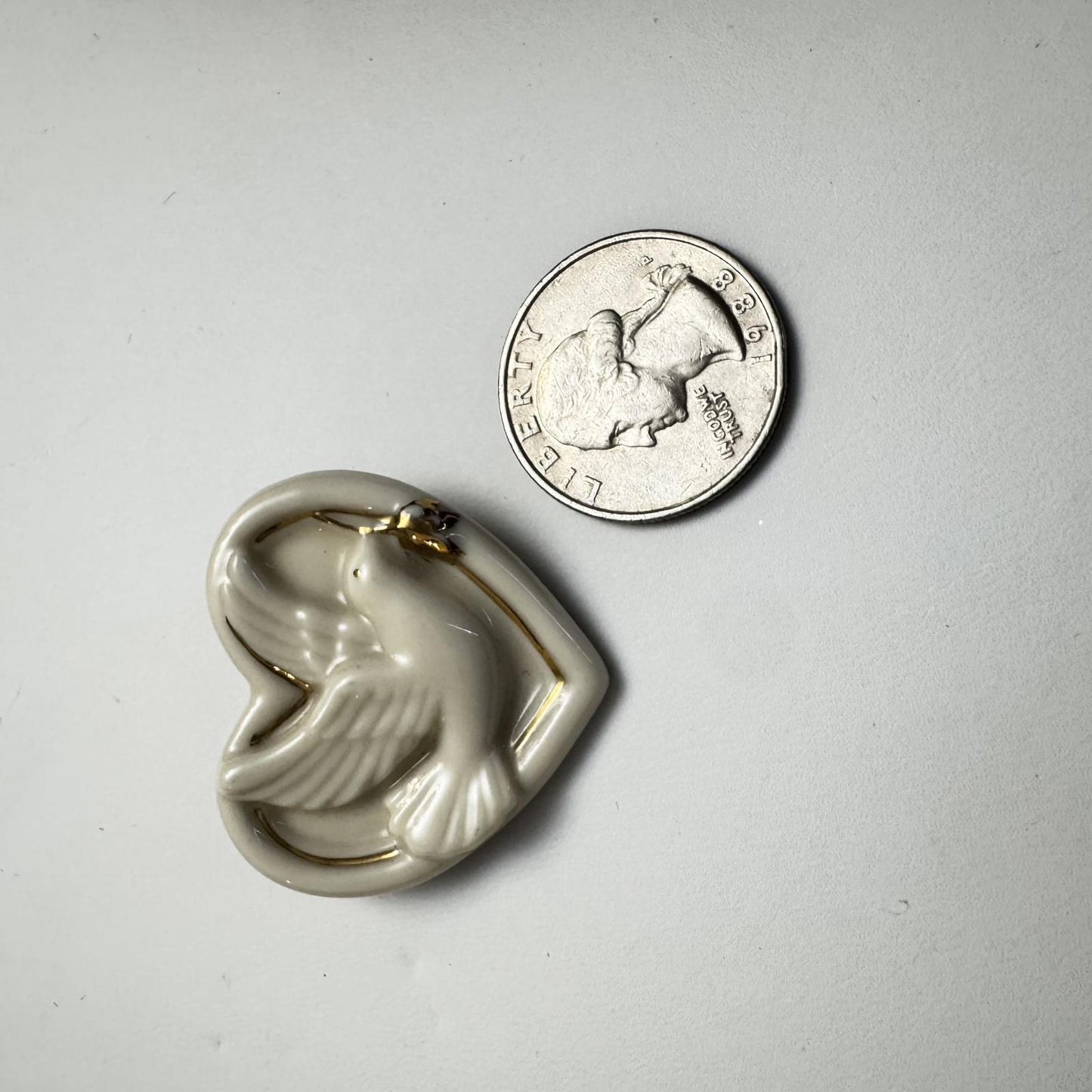 Lenox Cream -Tone Heart-Shaped Dove Brooch – Elegant Peace Symbol Pin