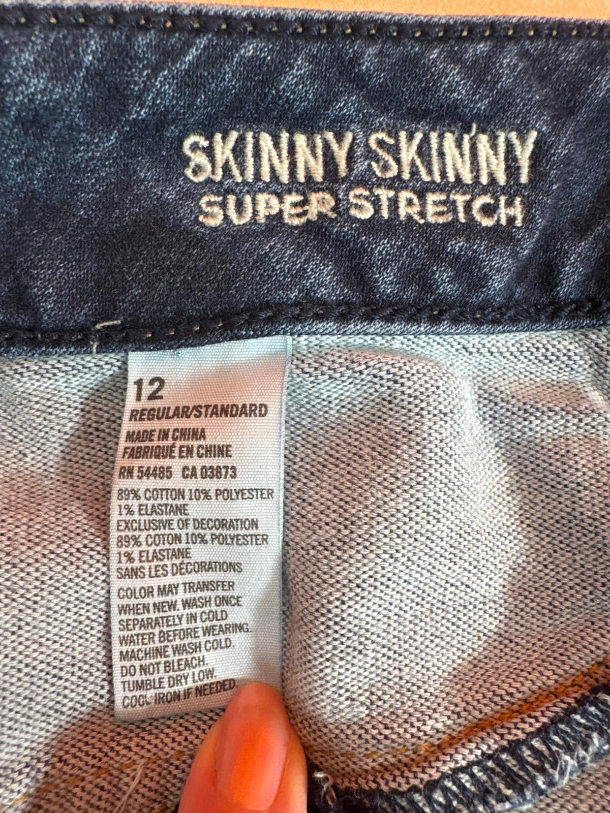 American Eagle Stylish Skinny Jeans Size 12