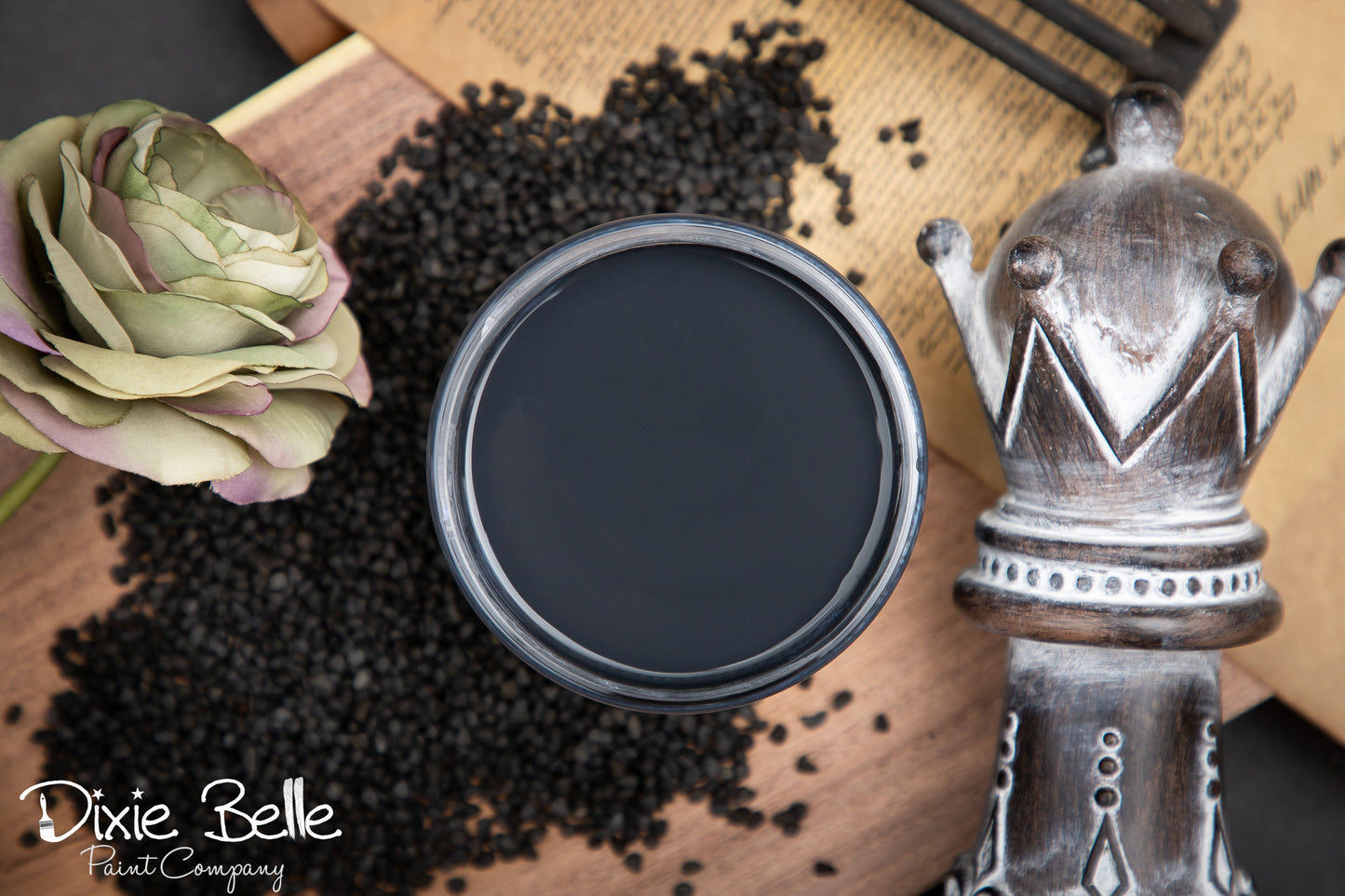 Dixie Belle Chalk Mineral Paint – Midnight Sky