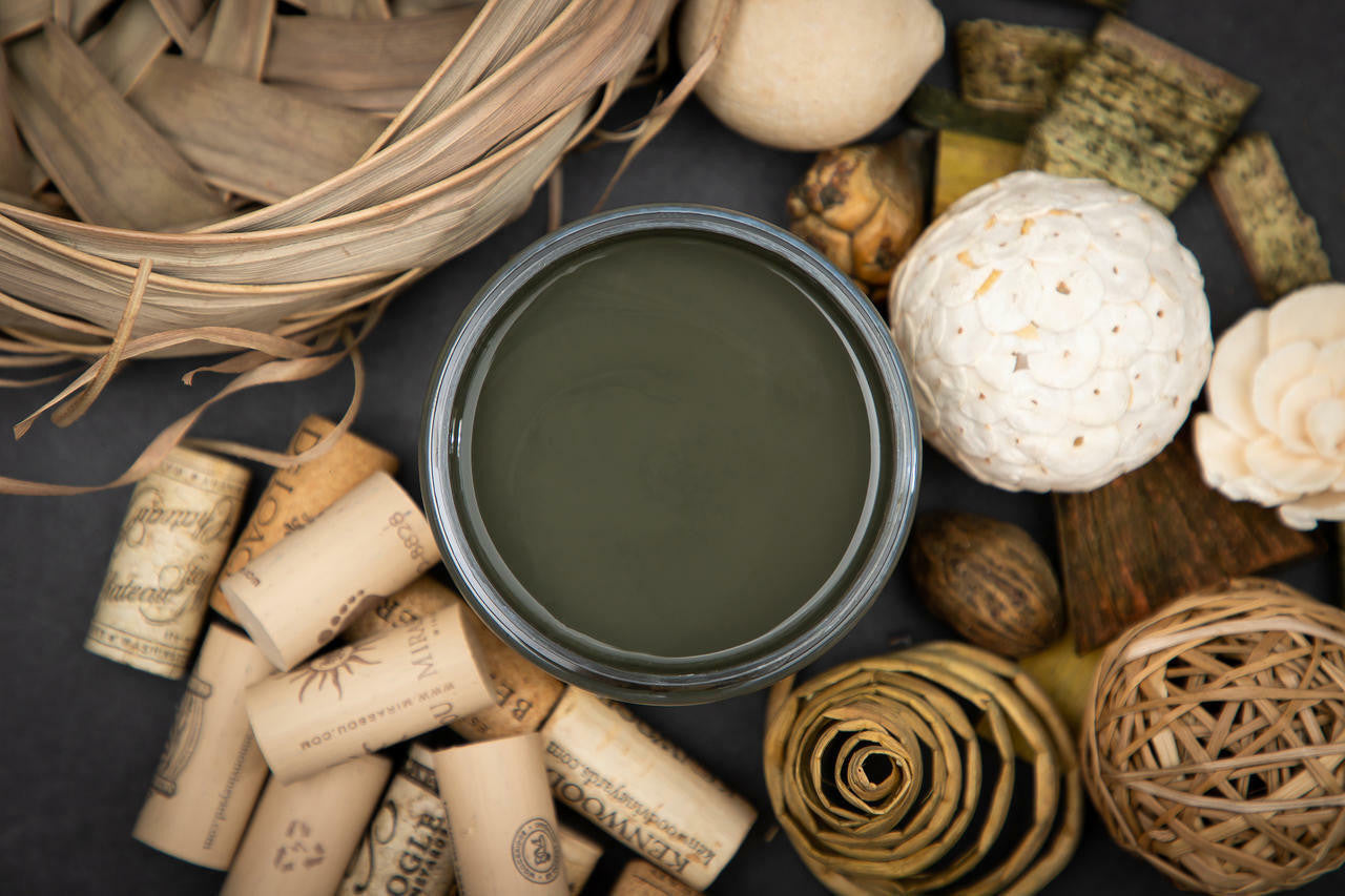 Dixie Belle Chalk Mineral Paint – Collard Greens