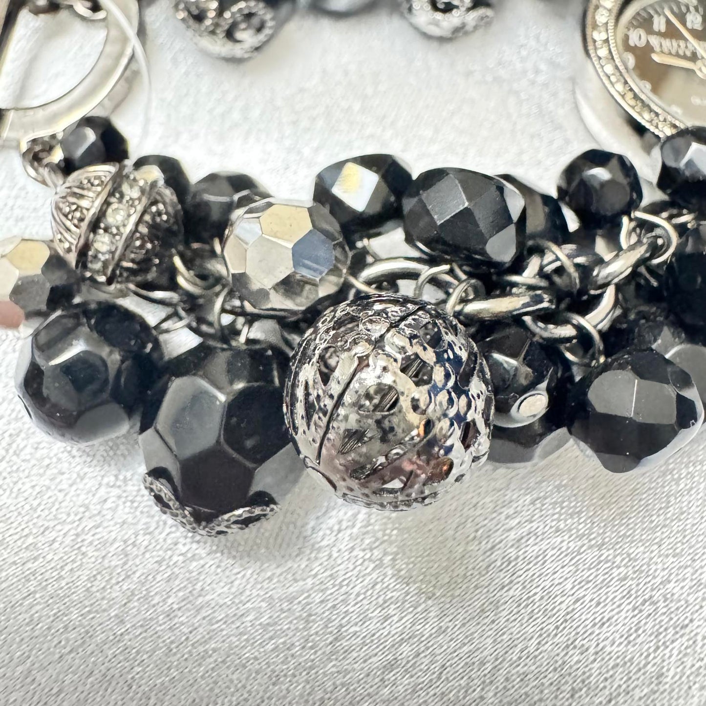 White House Black Market NWT Women's Watch Black Beaded Bracelet OT Untested