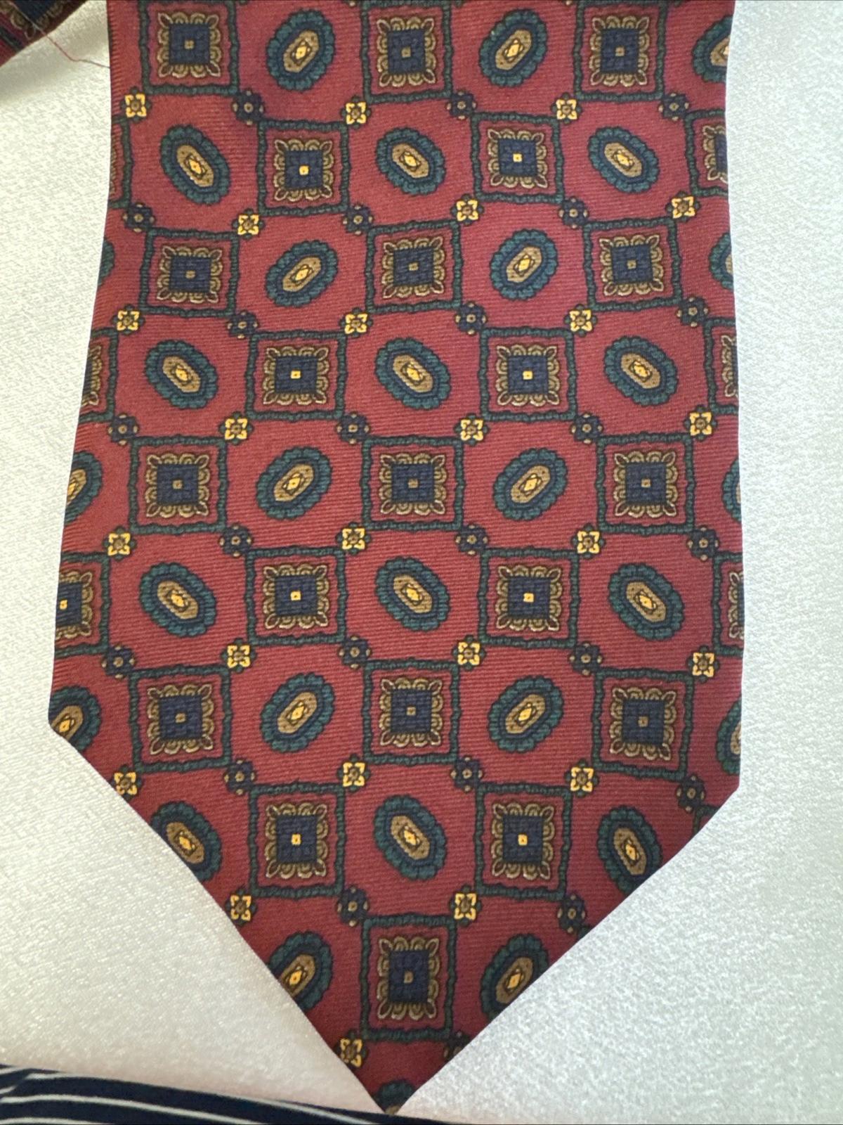 Lo studio vintage 100% Silk Made In USA Men’s Tie.
