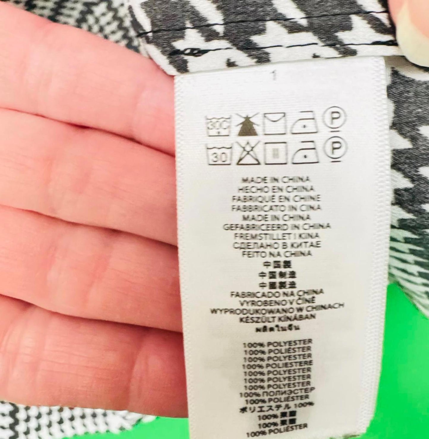 Michael Kors M Black White Houndstooth Silky Blouse Long Sleeve Top Shirt