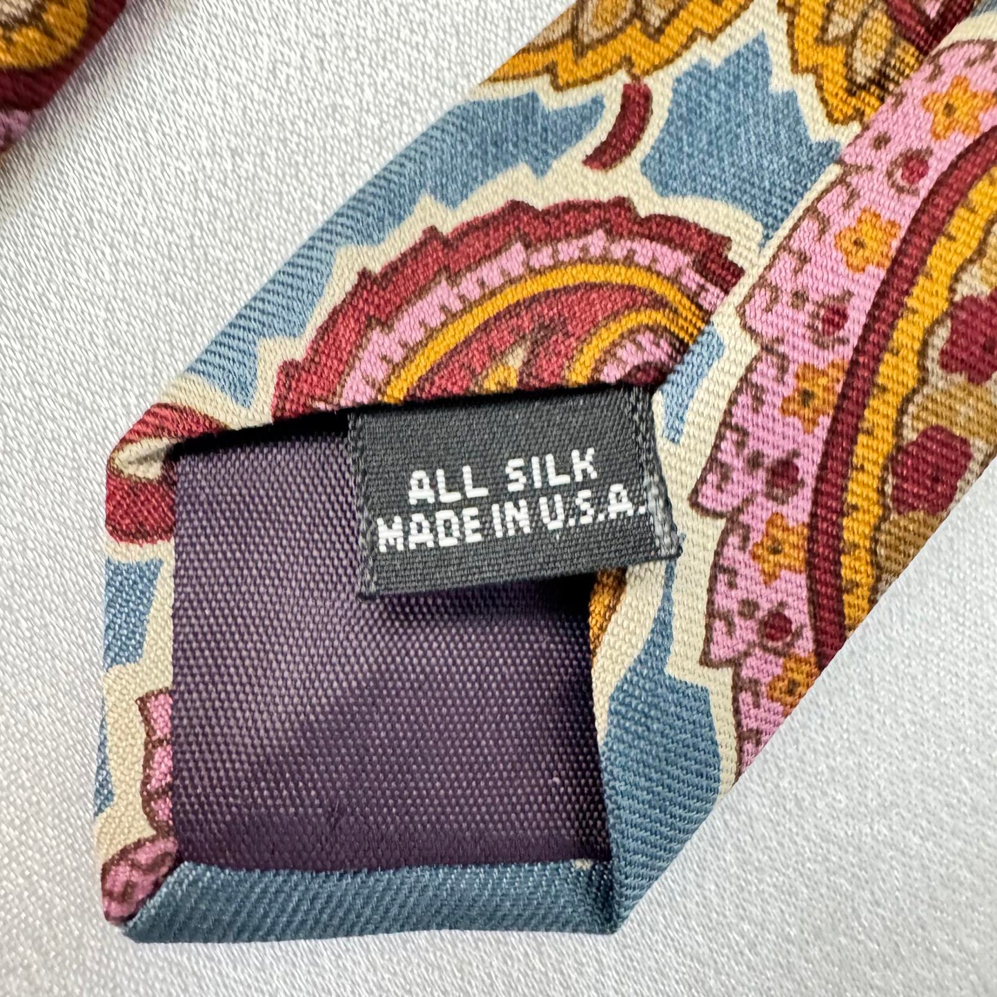 Colours by Alexander Julian Stylish Silk Paisley Tie All Silk