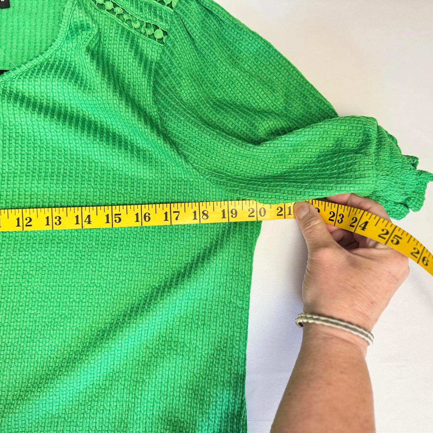 NWT Fab & David Green Puff Sleeve Blouse Women’s Top Crochet Trim Size XL