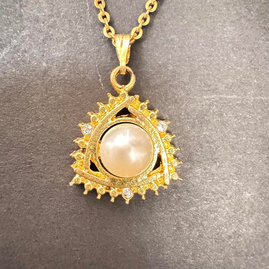 Signed Avon Gold Tone Faux Pearl Necklace – Vintage Style Teardrop Pendant