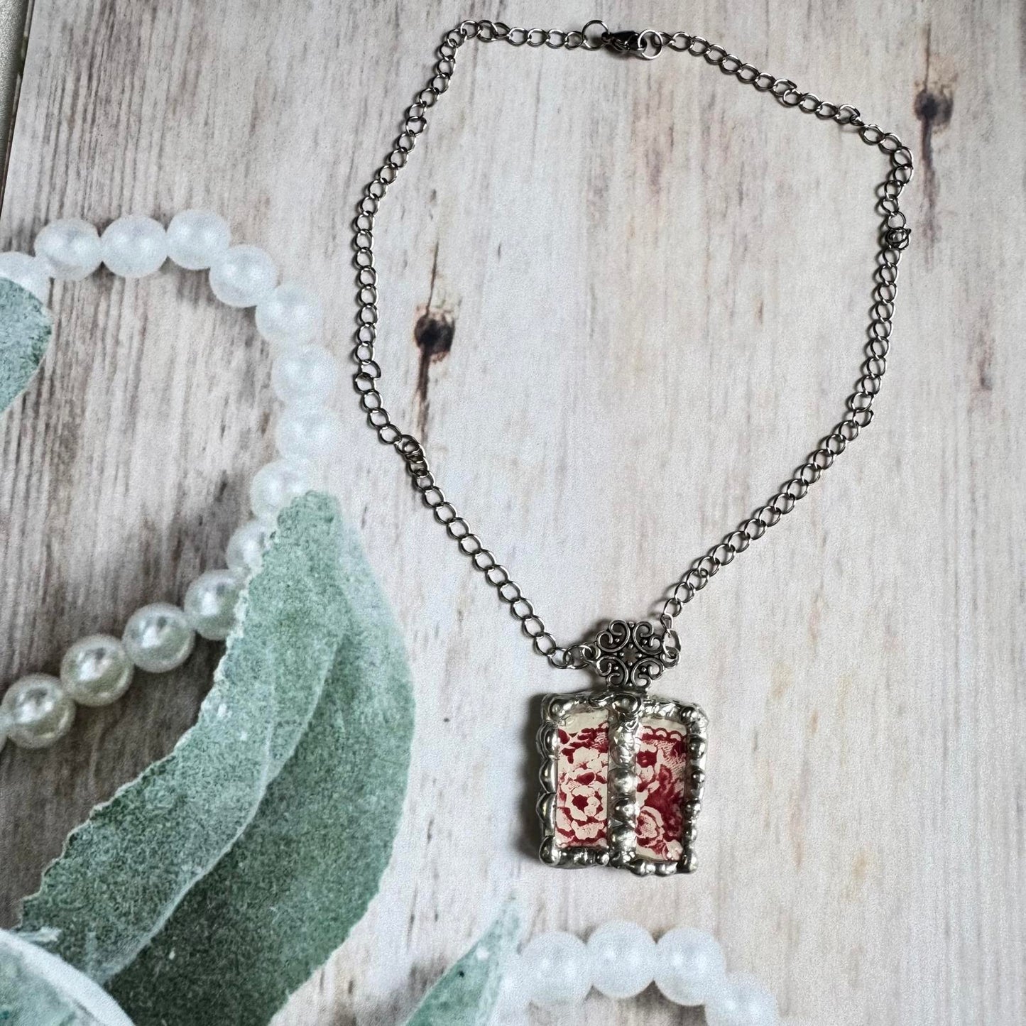 VTG Broken China Floral Pendant Necklace w/ Silver Tone Chain and Decorate Charm