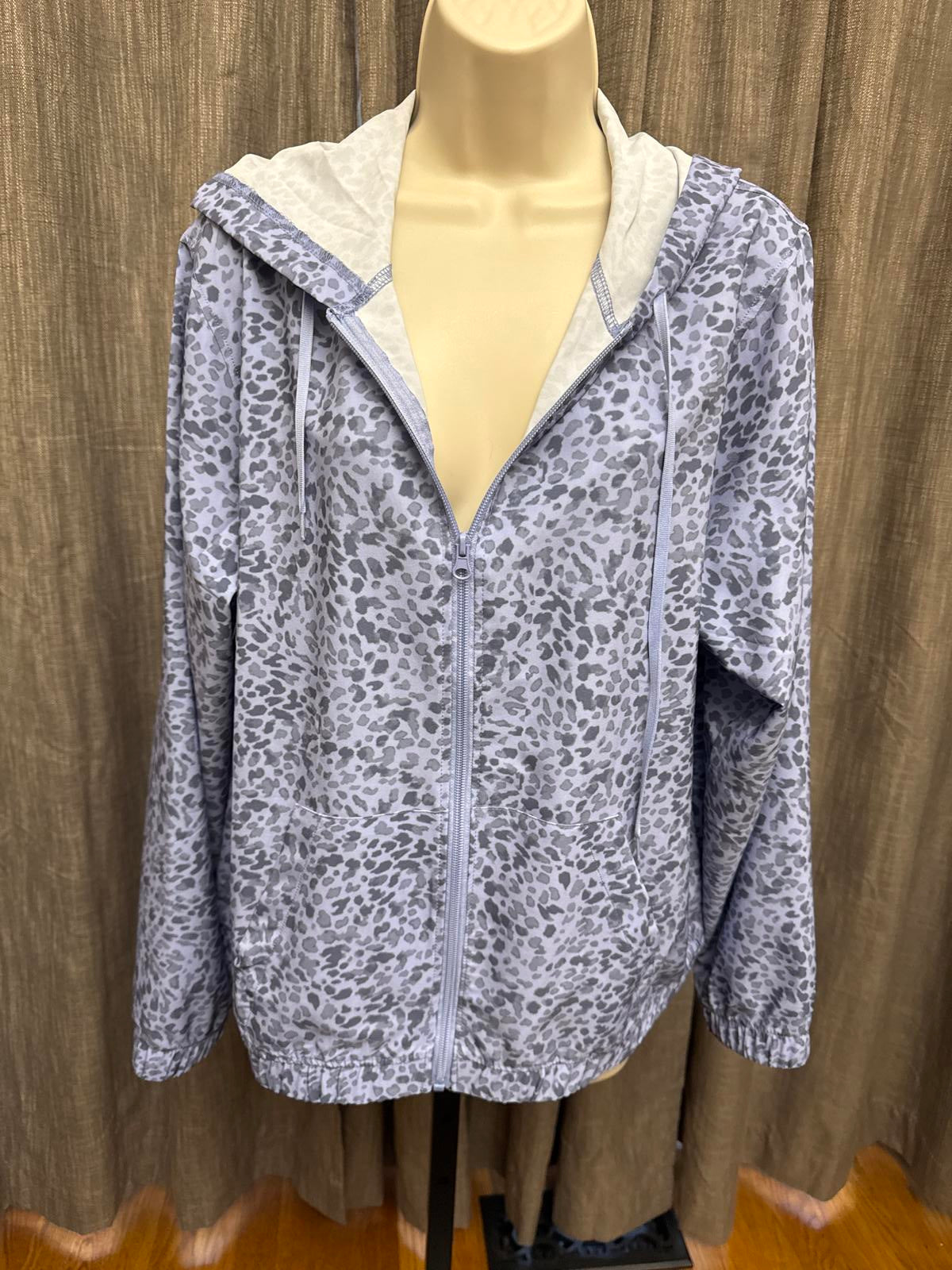 Ebb & Flow Lightweight Hoodie - XL - Stylish and Comfortable Hoodie Wind Breaker