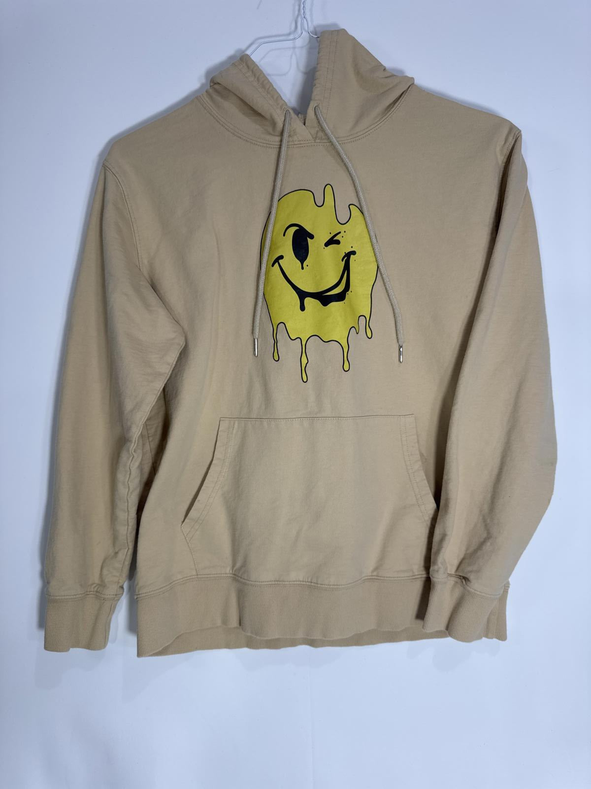 Trendy Smiley Face Hoodie - Casual Comfort Wear Size M 100% Cotton