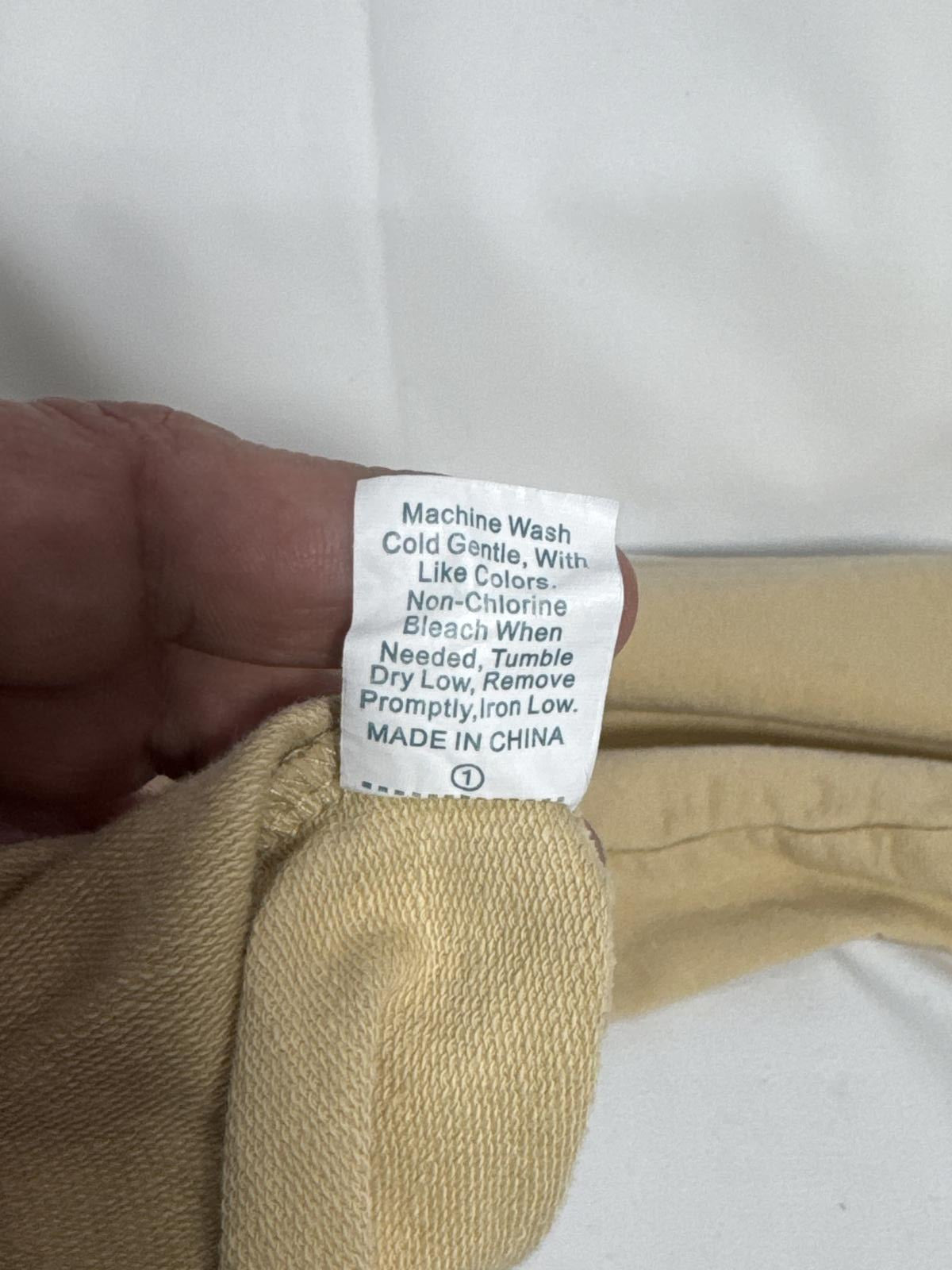 Trendy Smiley Face Hoodie - Casual Comfort Wear Size M 100% Cotton