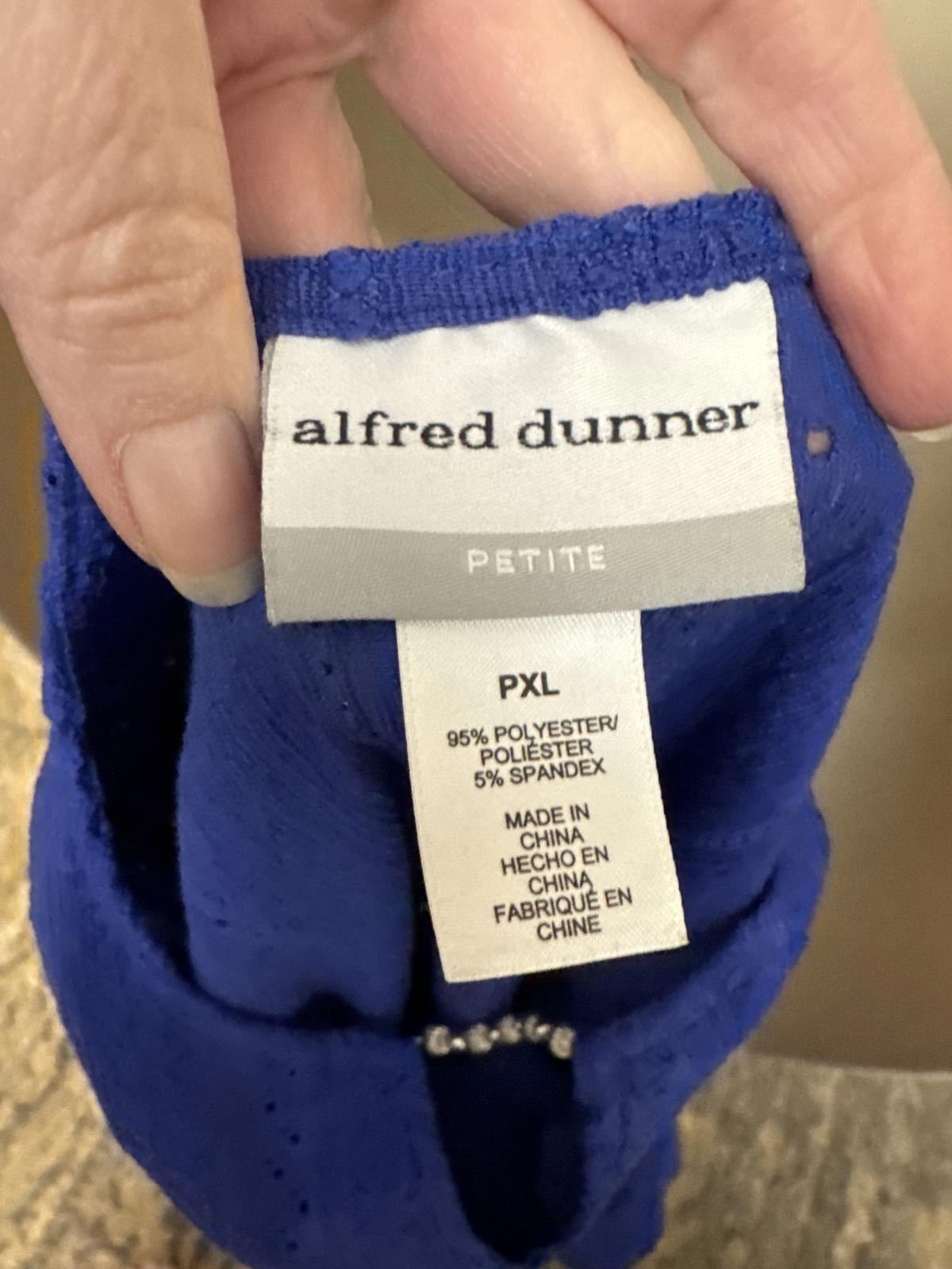 Women's Top Petite XL Alfred Dunner Blue Knit Top with Decorative Beads