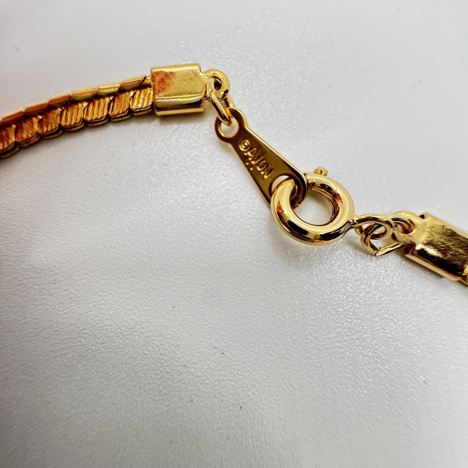 Vintage Avon Gold-Tone Herringbone Chain Necklace – Classic Minimalist Jewelry