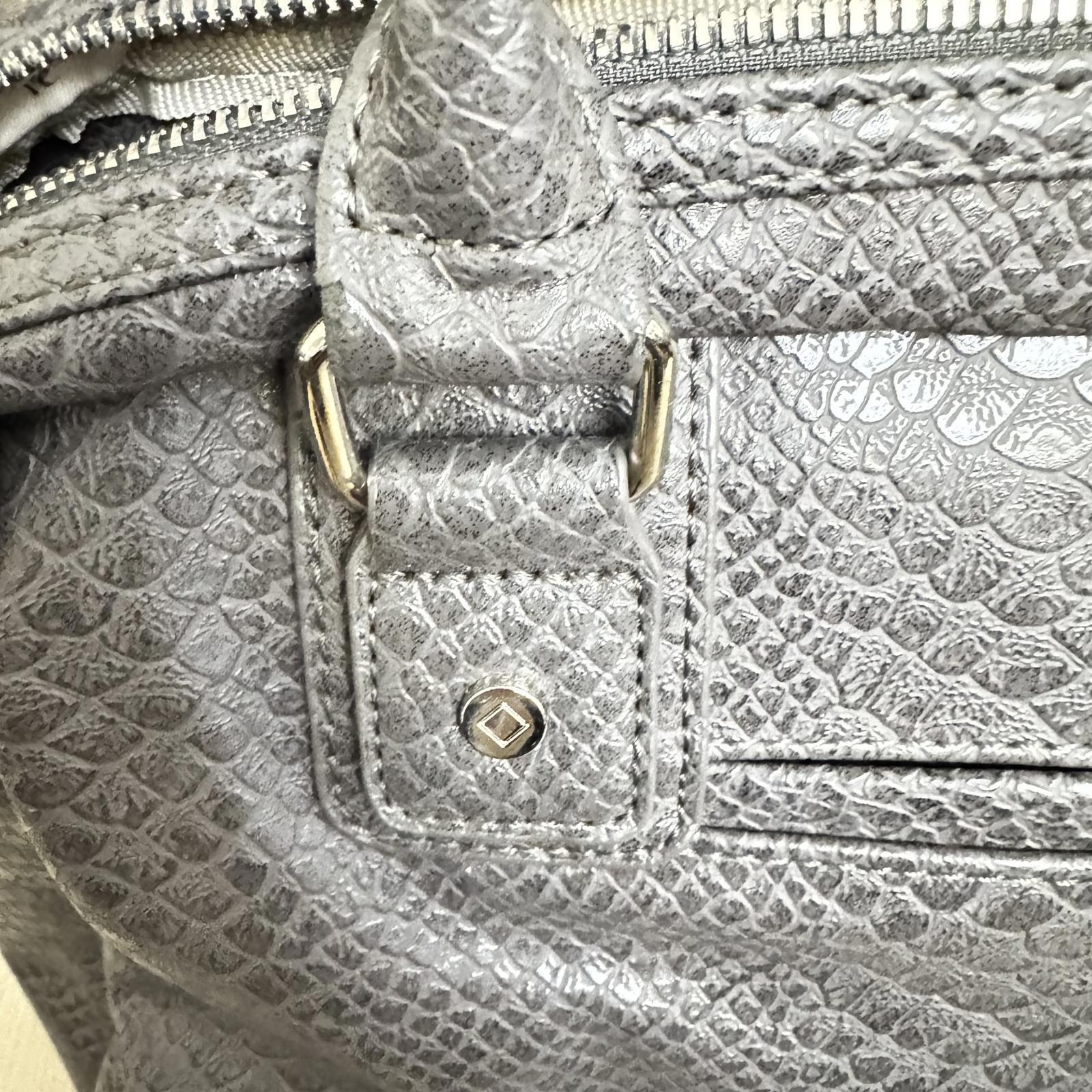 Stylish Gray Snakeskin Texture Handbag by Jeweli