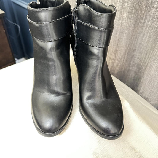 Jones of New York Stylish Black Ankle Booties with Chunky Heel