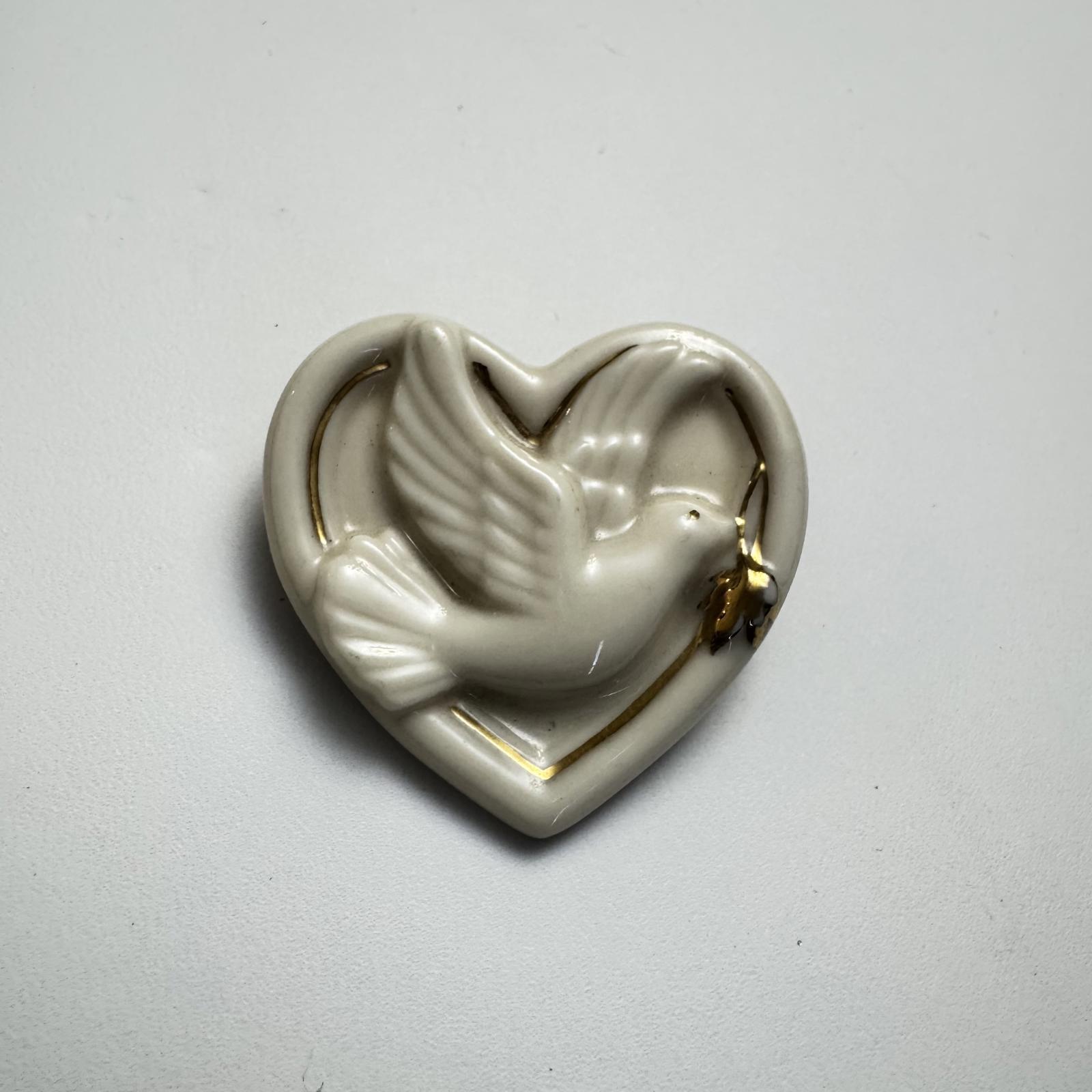 Lenox Cream -Tone Heart-Shaped Dove Brooch – Elegant Peace Symbol Pin