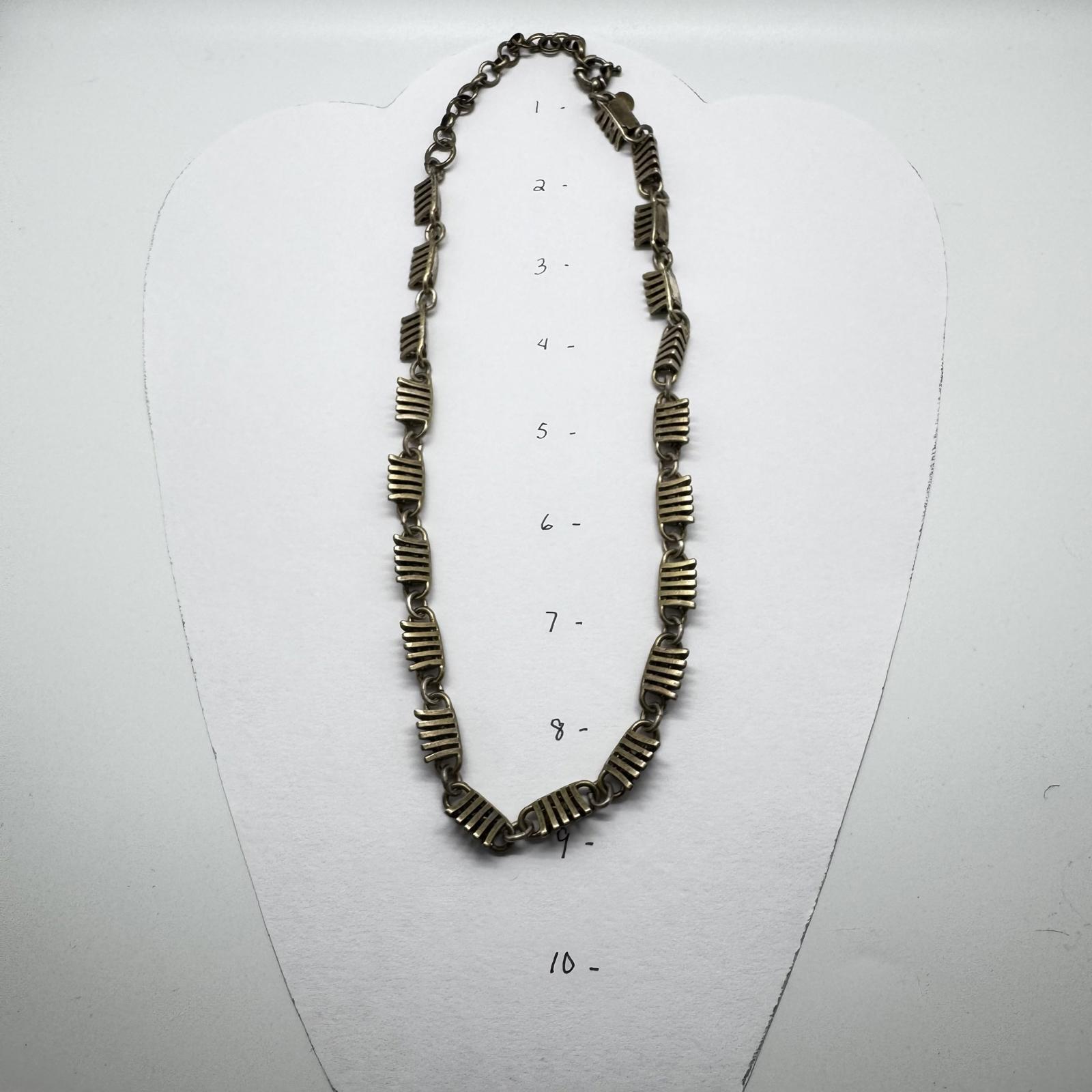 J.Crew Gold-Tone Textured Link Necklace – Modern Vintage Statement Jewelry