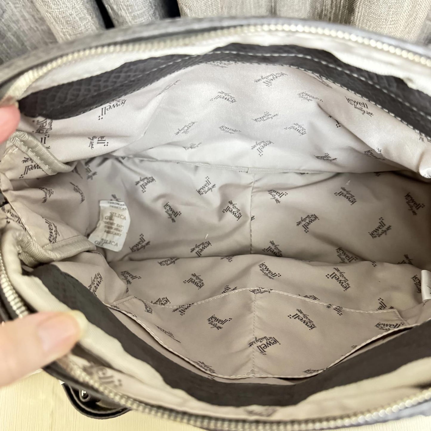 Stylish Gray Snakeskin Texture Handbag by Jeweli