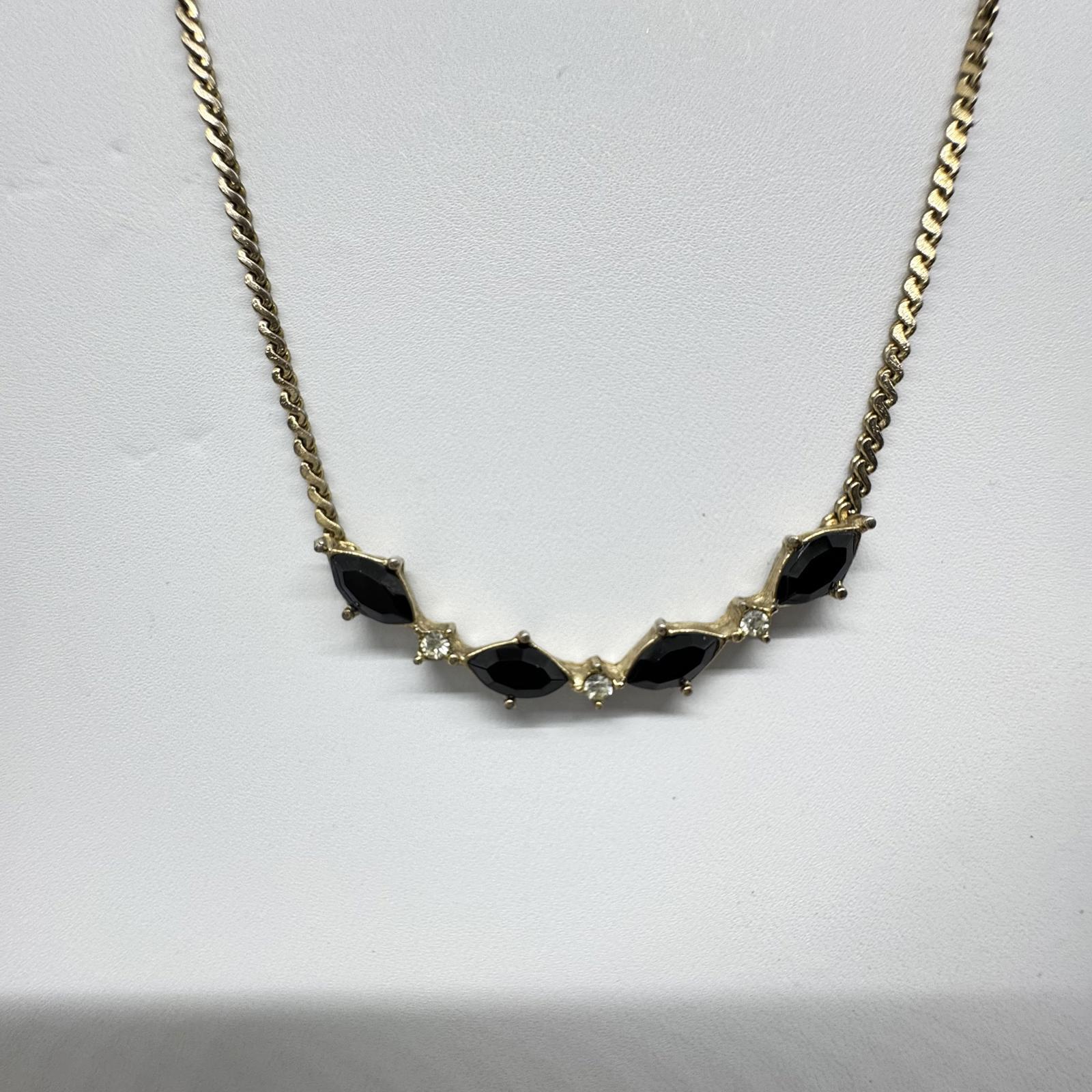 Vintage Sarah Coventry Gold-Tone Necklace – Black & White Faux Stone Accents