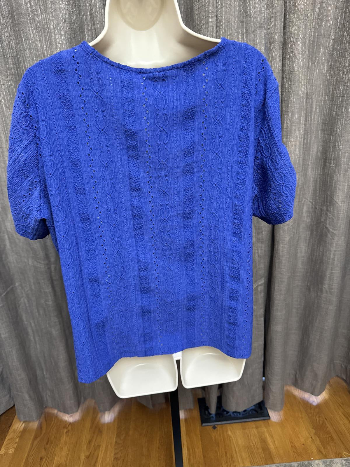 Women's Top Petite XL Alfred Dunner Blue Knit Top with Decorative Beads