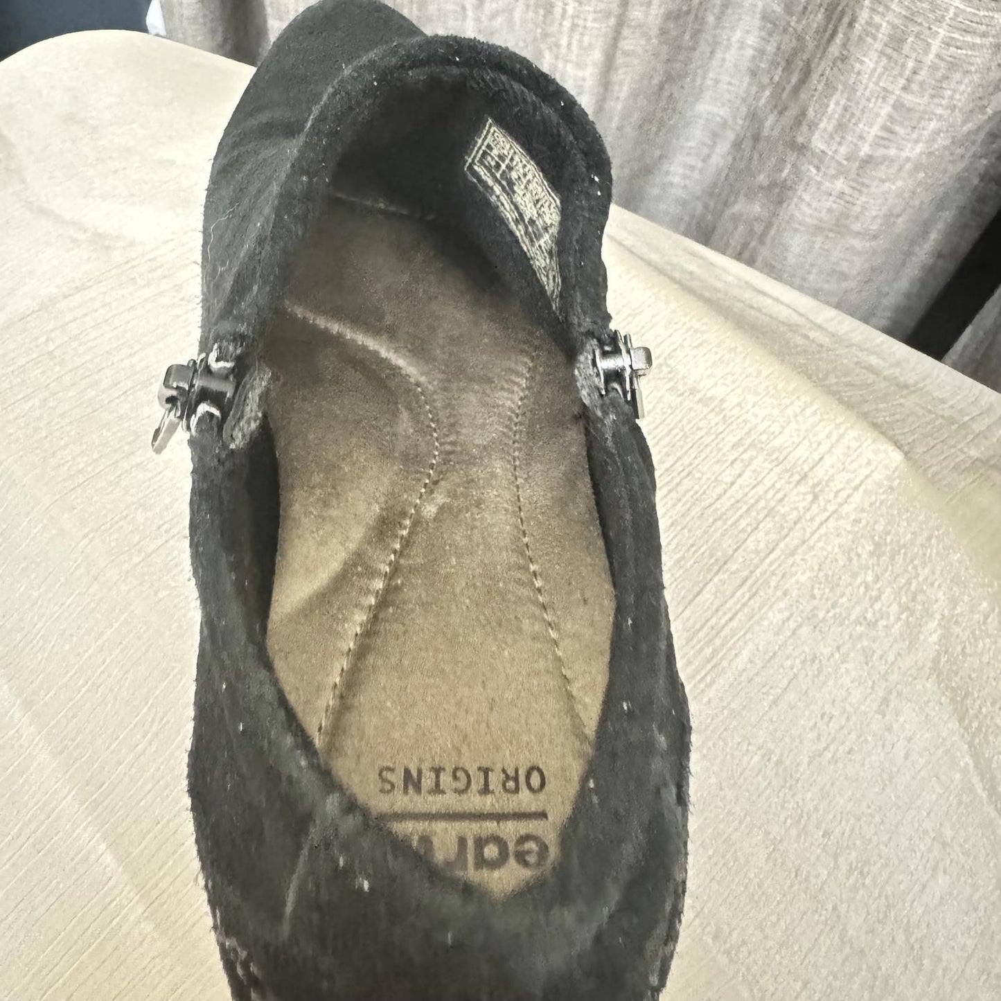 Stylish Earth Origins Black Suede Ankle Boots Size 8 Never Worn