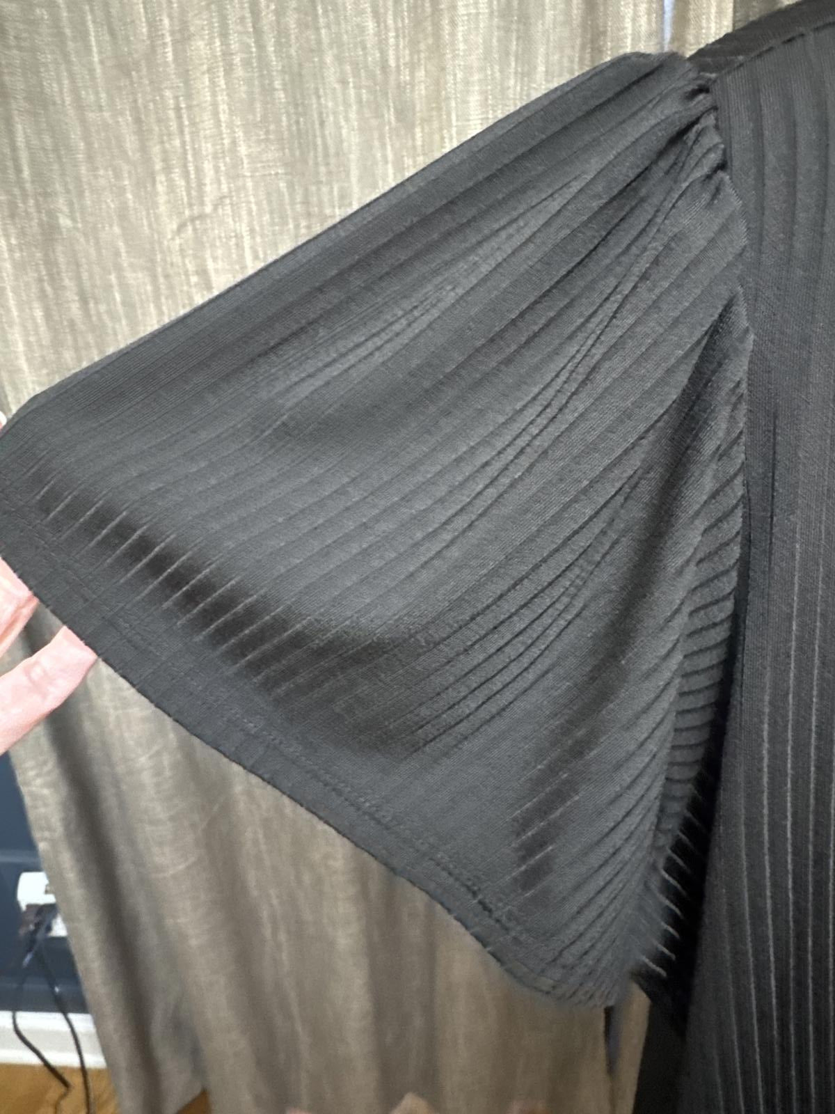 Stylish Ribbed Faux Black Wrap Top 1X