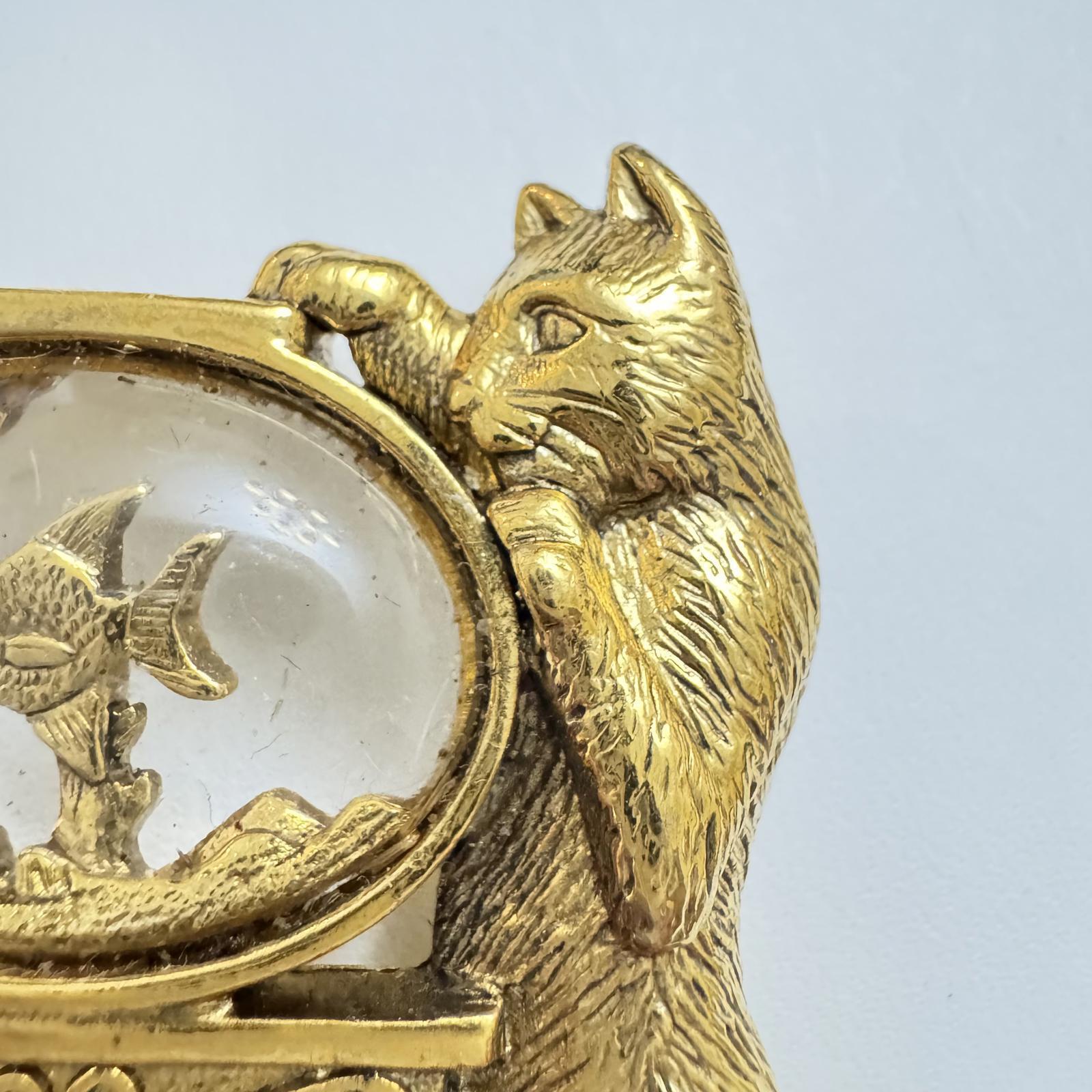 Whimsical Vintage Gold Cat & Fish Brooch – Kitsch Animal Lover Jewelry