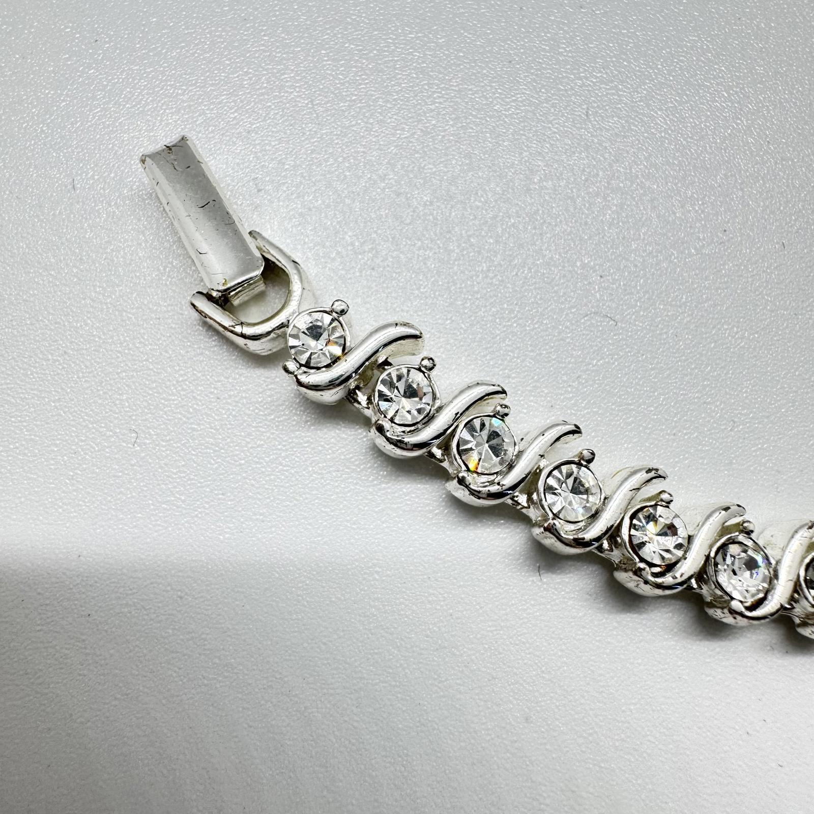 Elegant Silver-Tone Rhinestone Tennis Bracelet – Classic & Timeless Sparkle