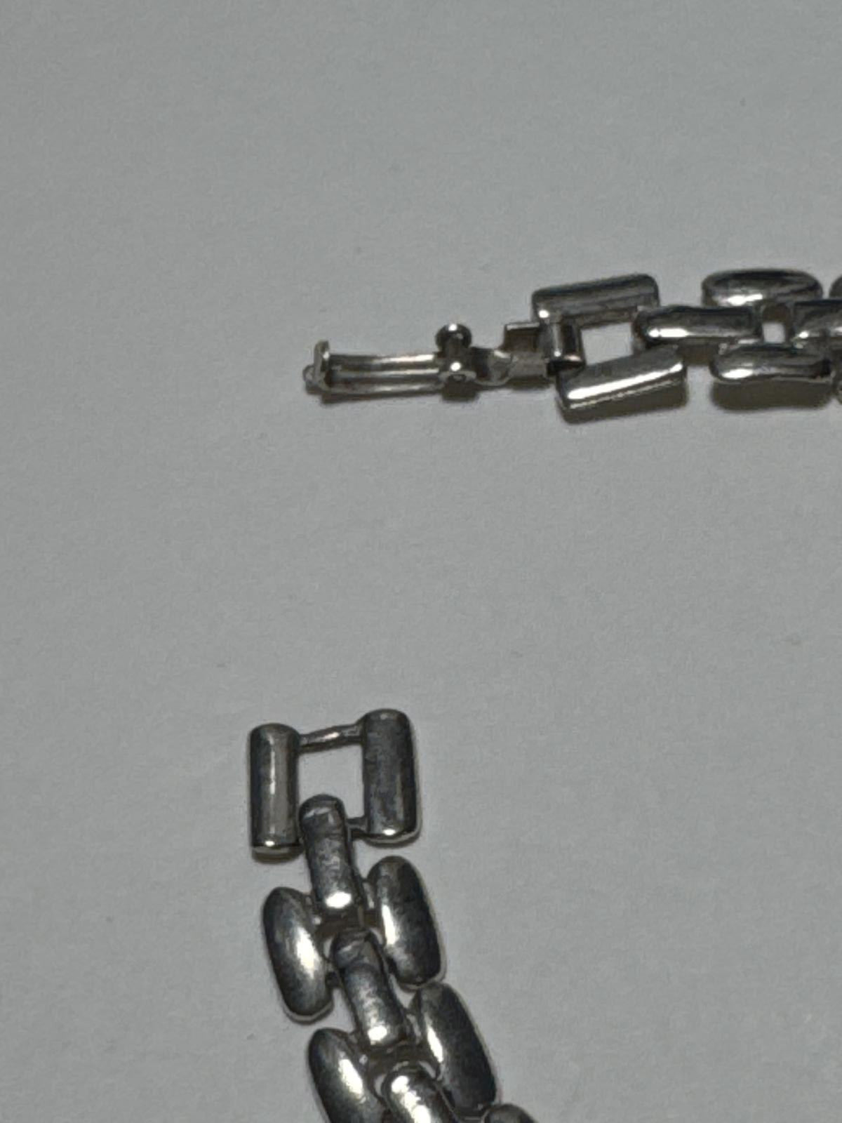 Stylish Silver Tone Bracelet Basket Weave Design 