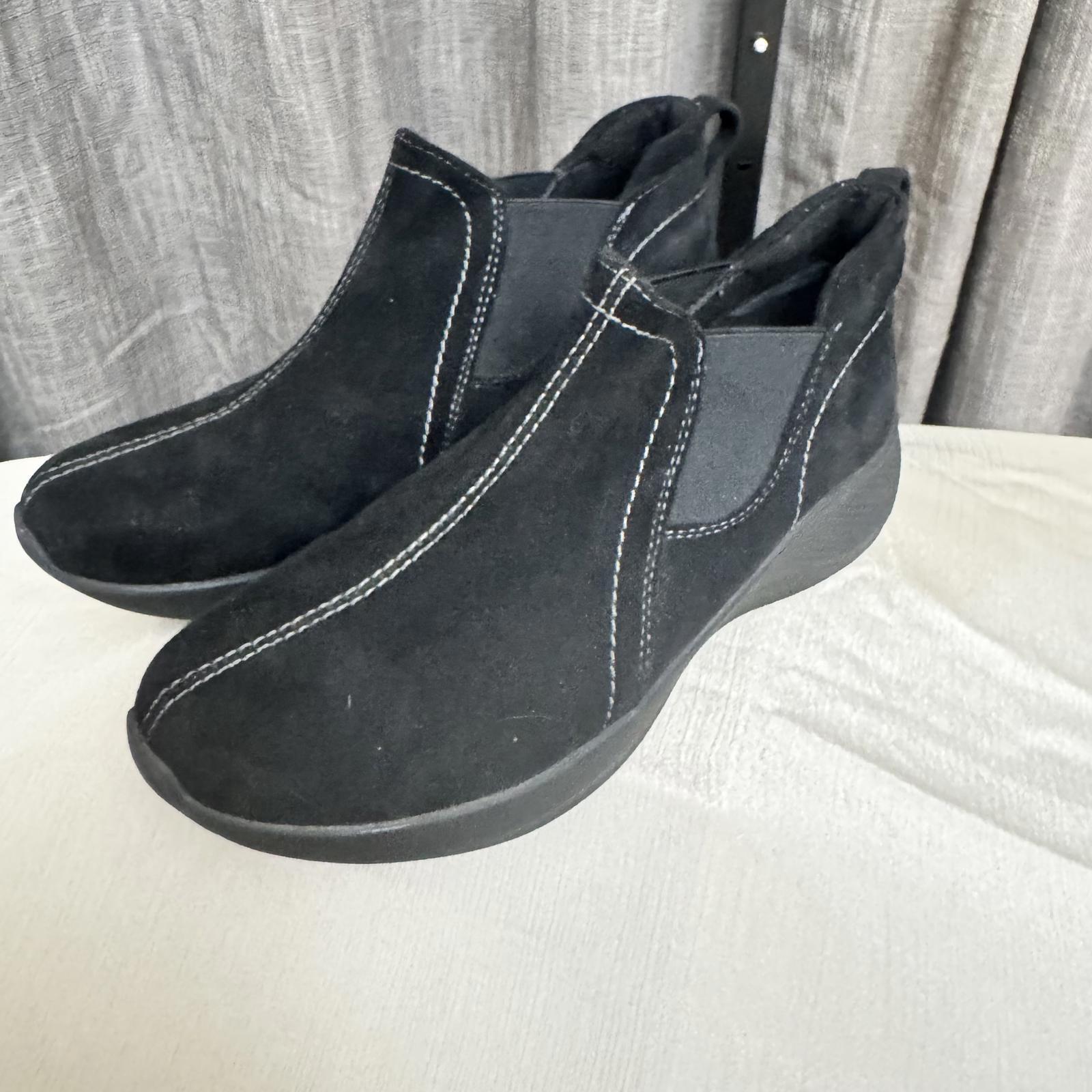 Eatrh Origins Comfortable Black Suede Ankle Boots by Size 8 Never Worn