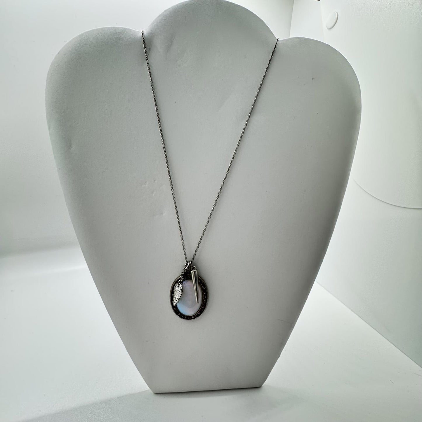 American Eagle Silver-Tone Oval Pendant Necklace – Opalescent & Rhinestone