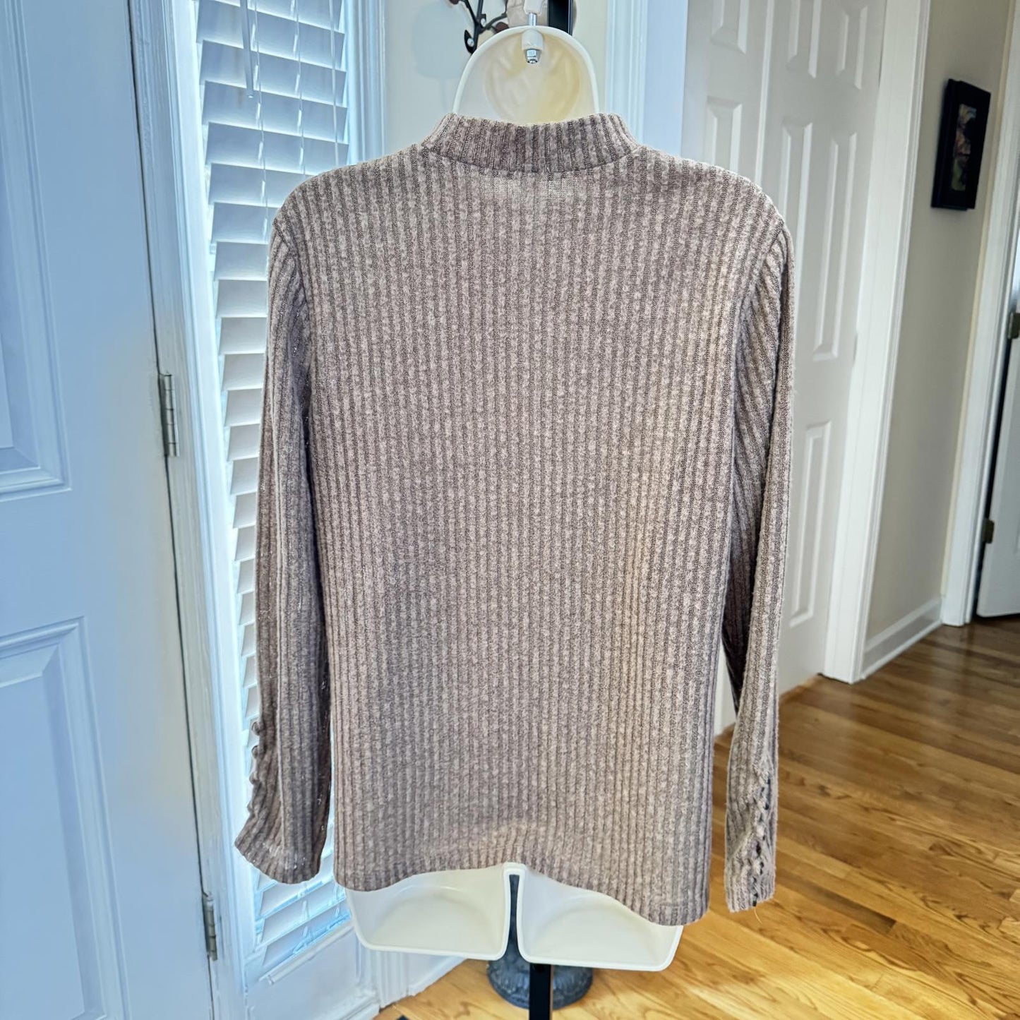 XL Perception Concept Mocha Brown Ribbed Sweater, Mock Neck, Sleeve Buttons