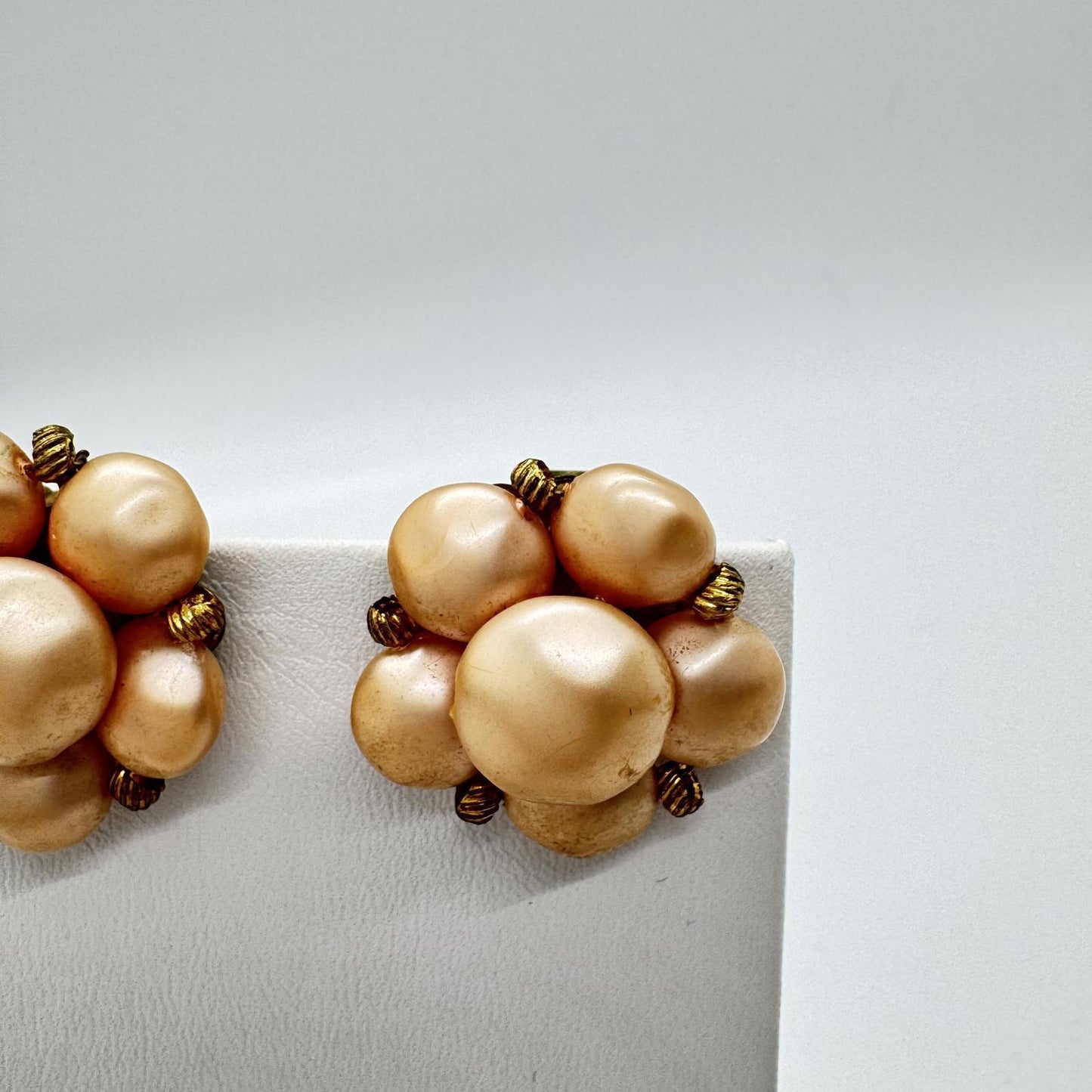 Vintage Gold-Tone Cluster Clip-On Earrings – Faux Pearl Beaded Statement Jewelry