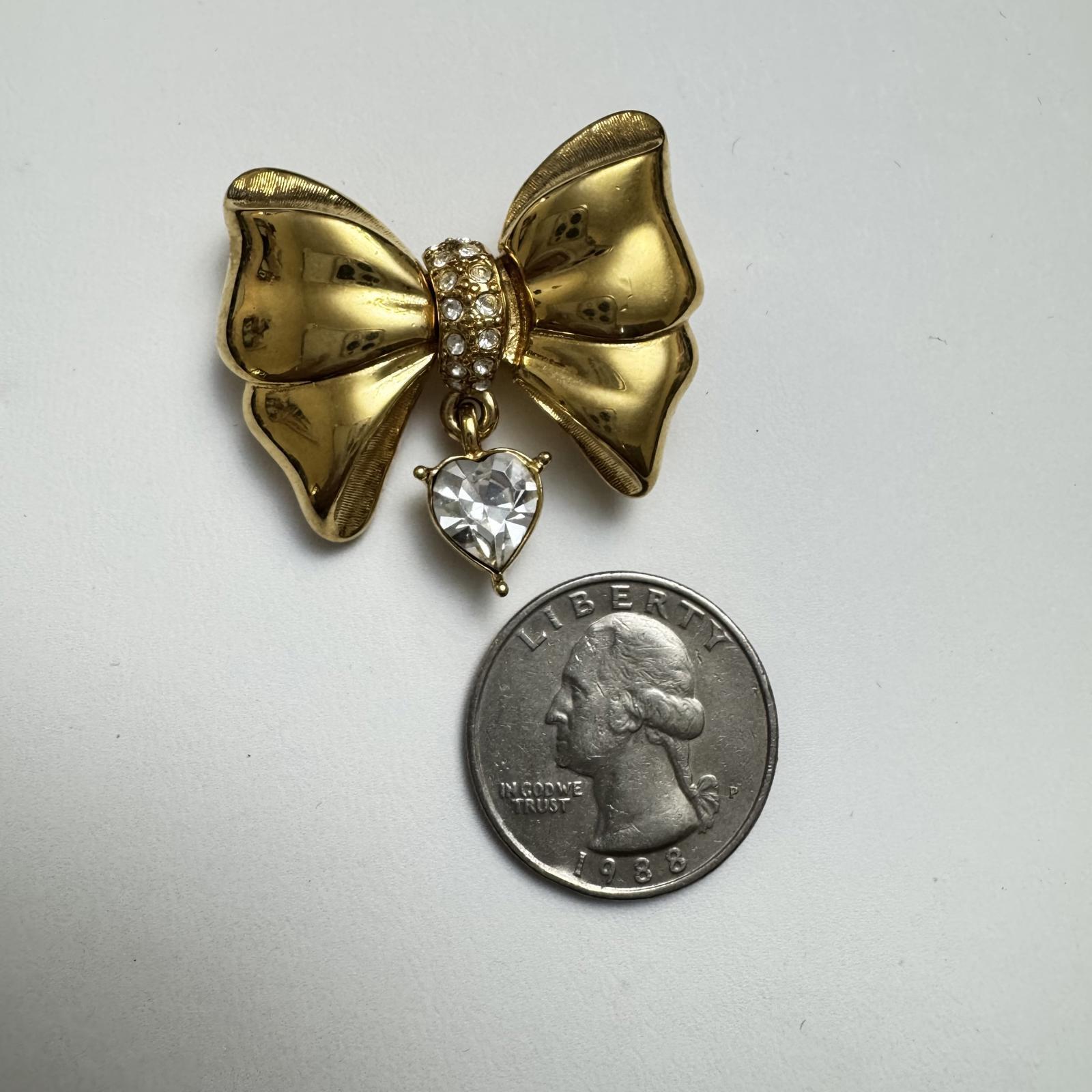  VTG Monet Gold Bow Brooch with Dangling Heart – Romantic Grandmacore Jewelry