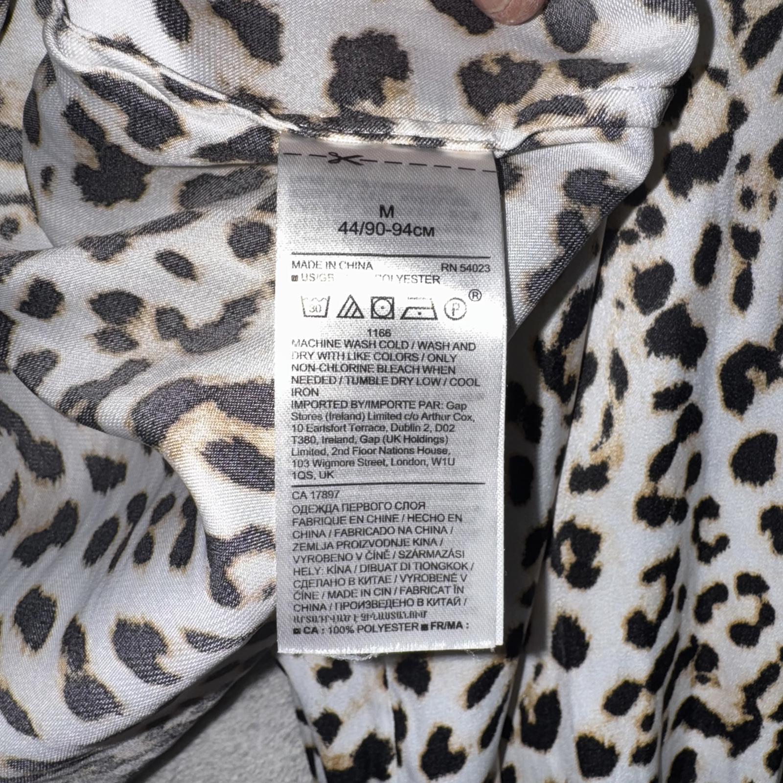 Banana Republic Leopard Print Blouse – Long Sleeve, Women's M