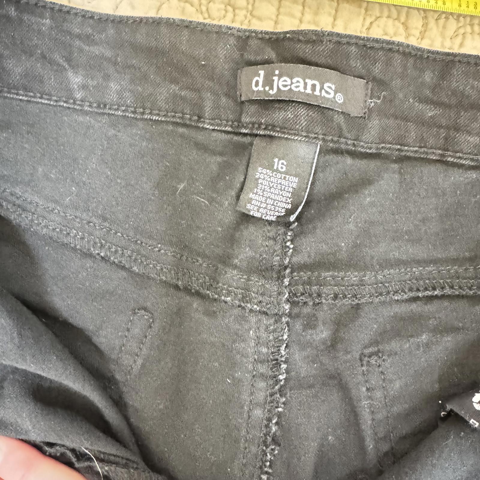 Stylish Black Bootcut Jeans by d.jeans - Size 16