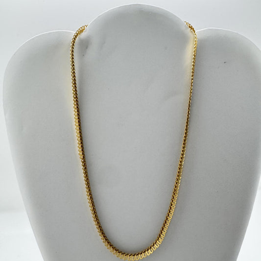 Vintage Gold-Tone Herringbone Chain Necklace – Classic Elegant Statement Piece
