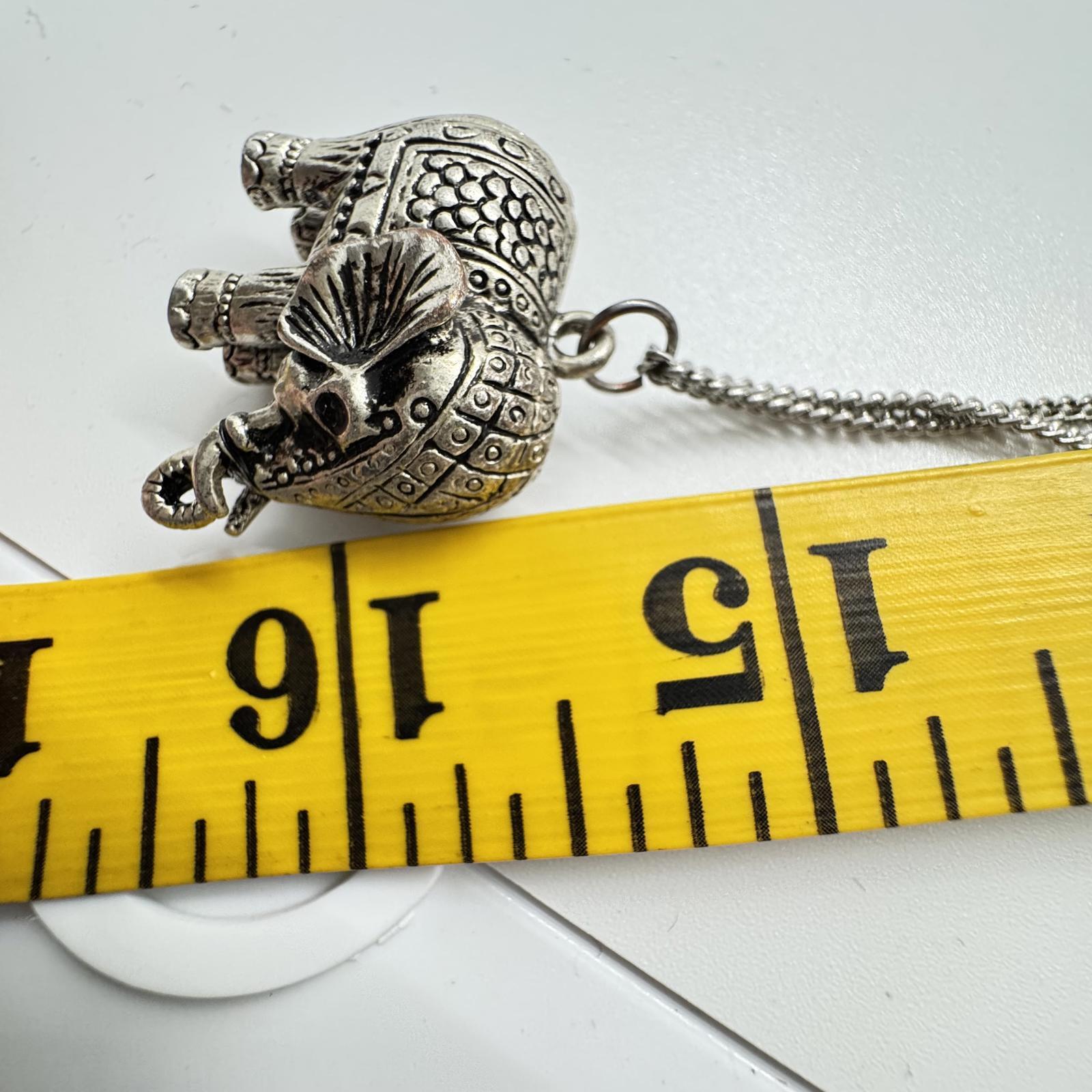 Boho Silver-Tone Elephant Pendant Necklace – Long Chain Vintage-Inspired