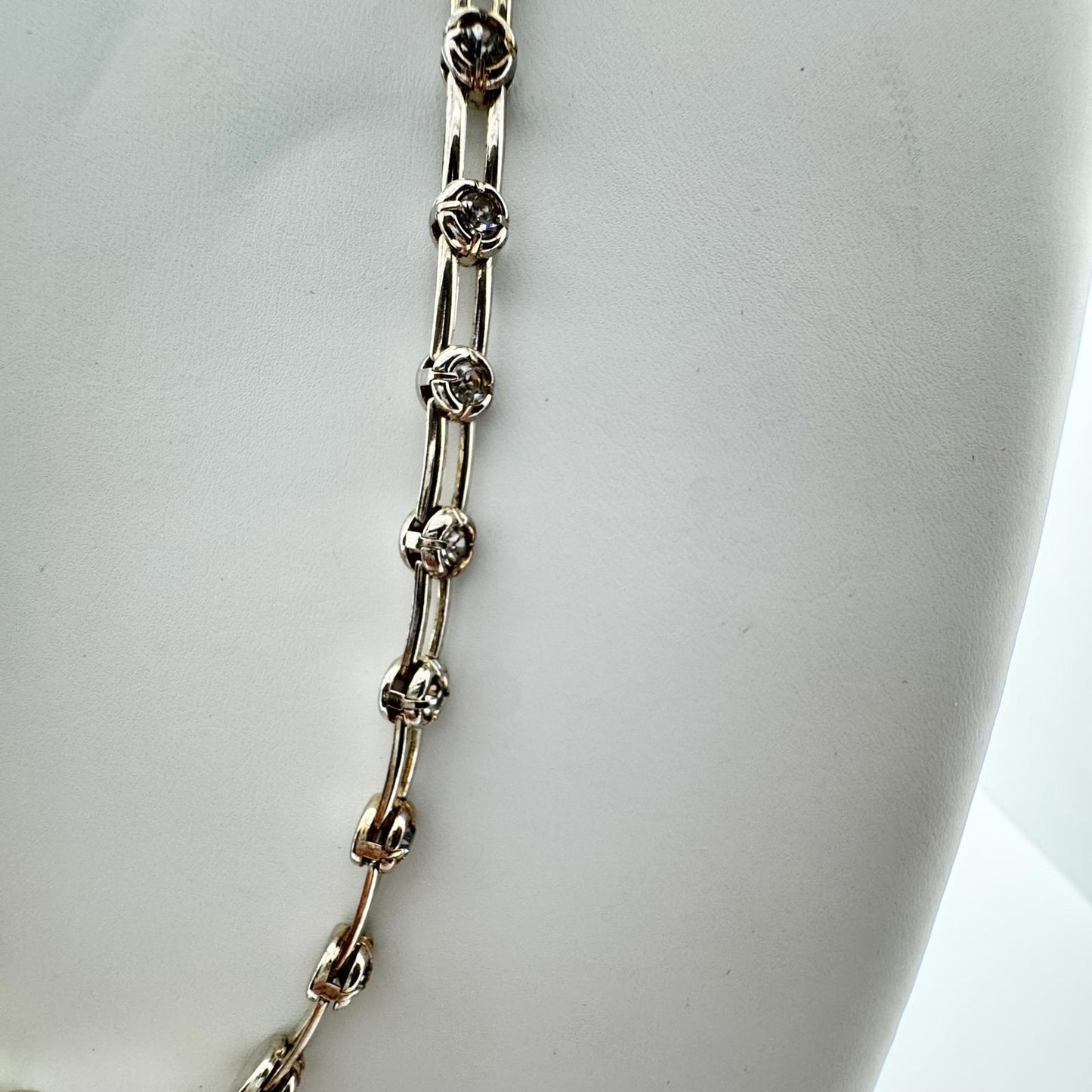 Vintage Silver-Tone Rhinestone Bar Link Necklace – Art Deco-Inspired Design