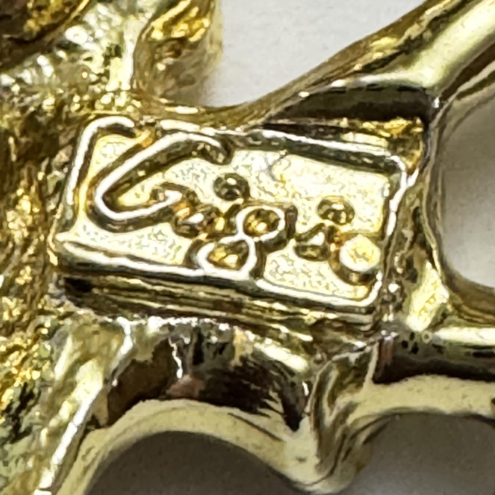 Vintage GiGi Gold Tone Angel Brooch with American Flag – Patriotic Jewelry