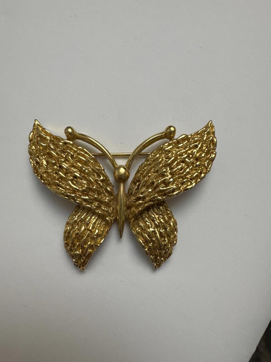 Vintage Trifari Gold Butterfly Brooch – Elegant Cottagecore Jewelry