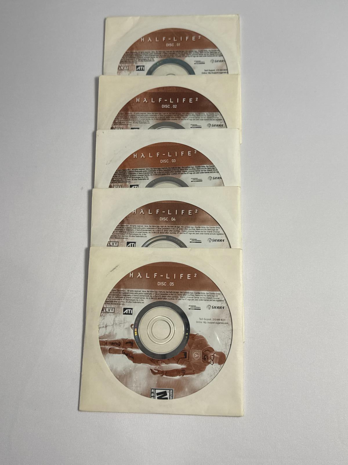Half-Life 2 PC Game - Complete Disc Set
