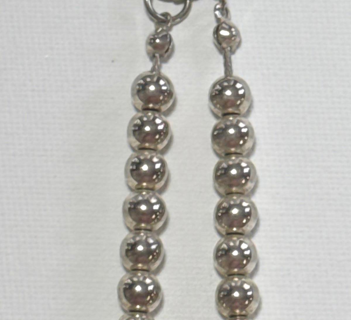 Silver-Toned Beaded Necklace – Classic Metallic Ball Chain Jewelry
